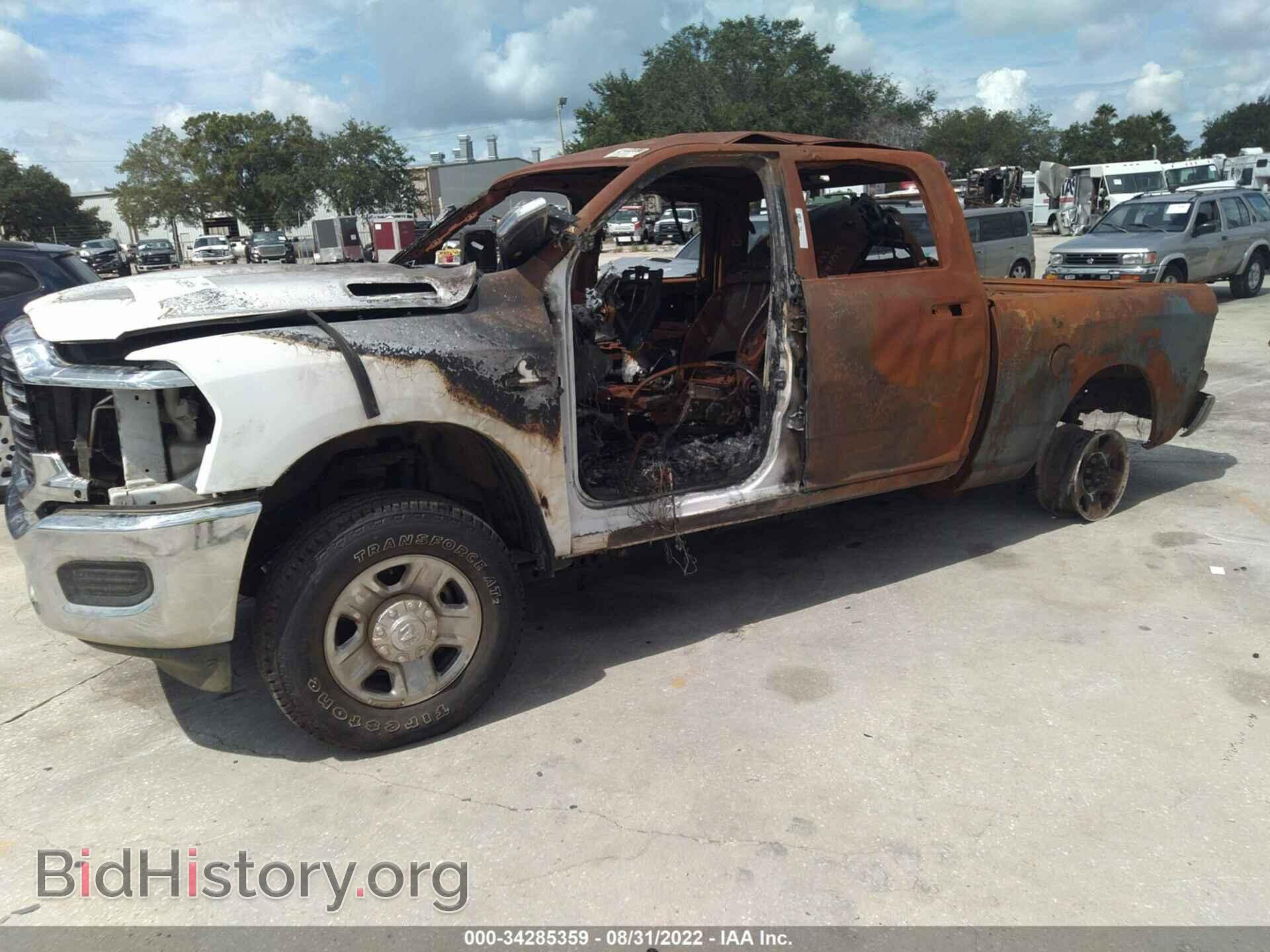2020 RAM 2500 - VIN: 3C6UR5DLXLG155560 - Фото 2