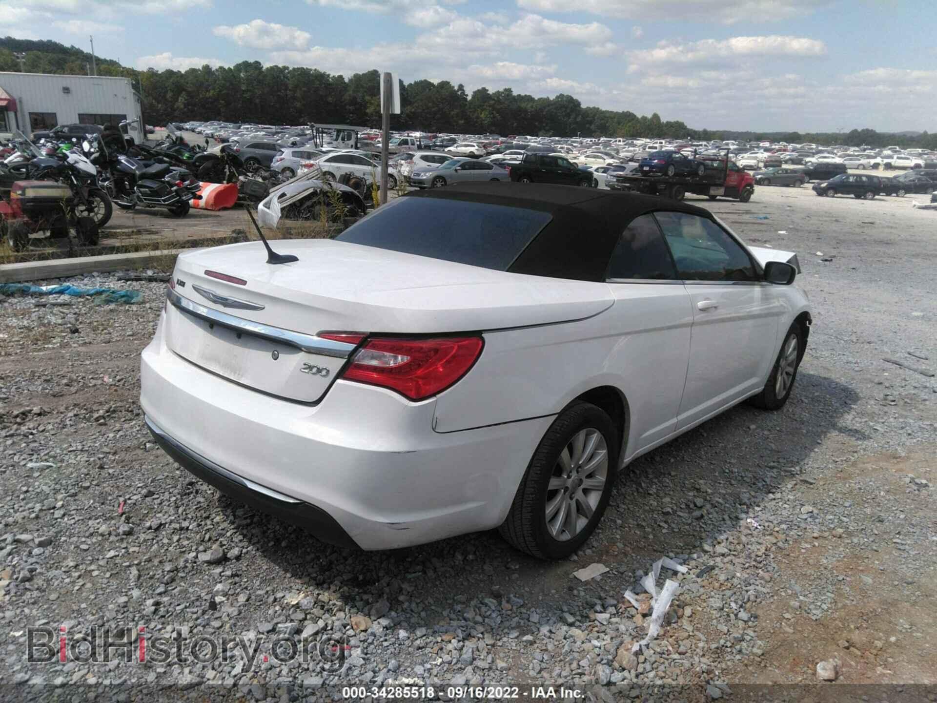 2012 CHRYSLER 200 - VIN: 1C3BCBEB7CN139057 - Фото 4