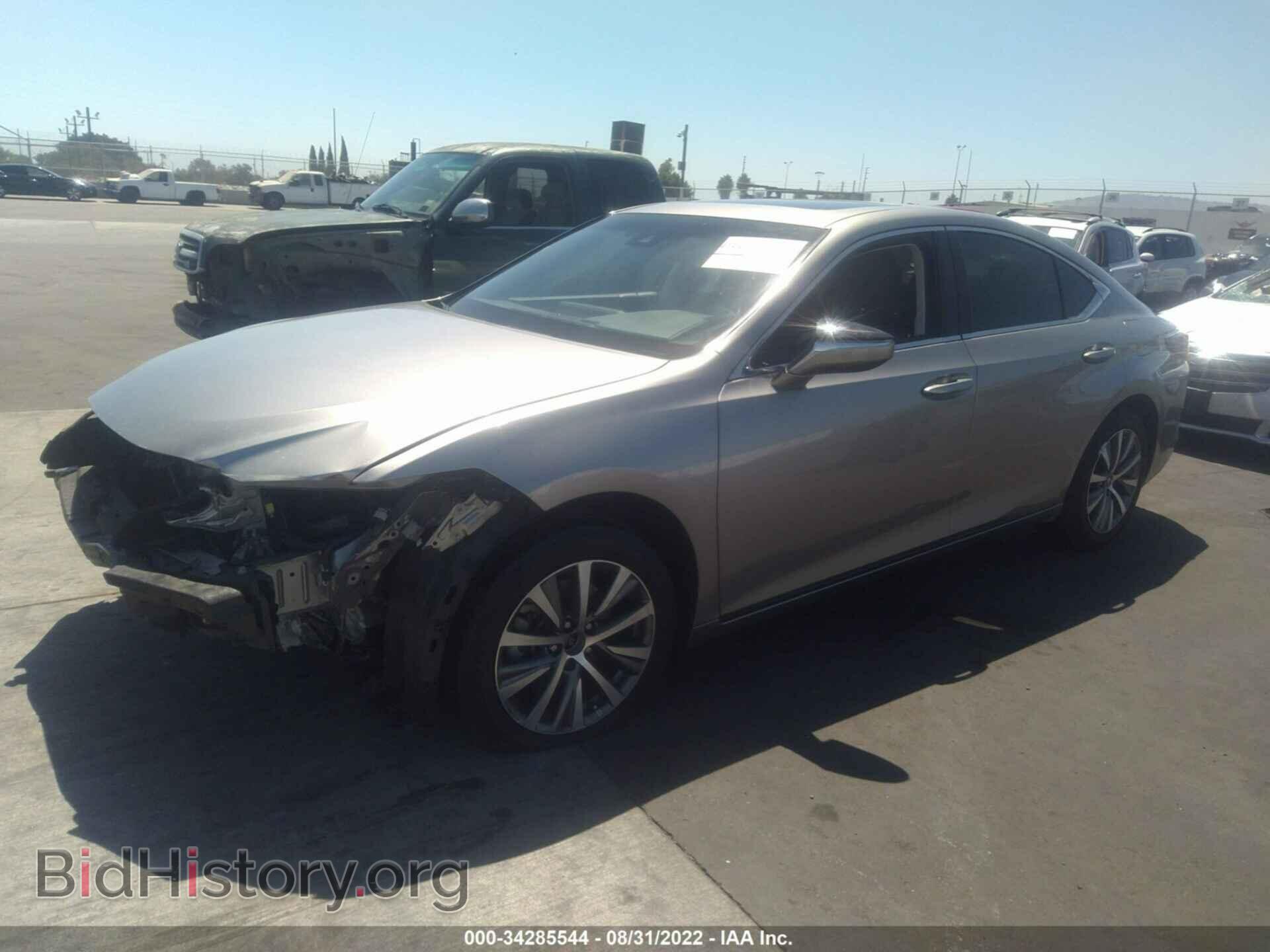 2020 LEXUS ES - VIN: 58ACZ1B1XLU070590 - Фото 2