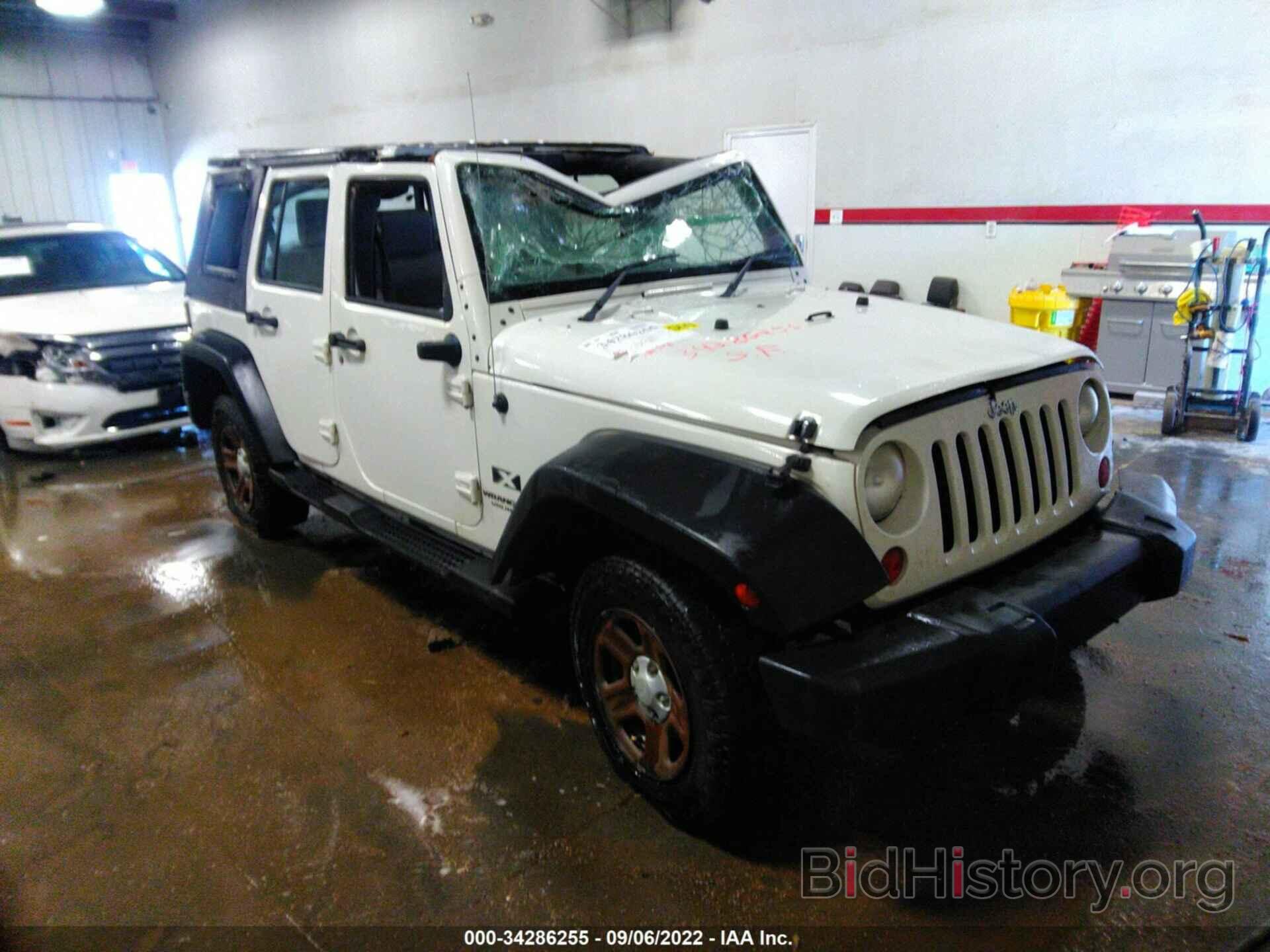 Photo 1J4GZ39179L719950 - JEEP WRANGLER UNLIMITED 2009