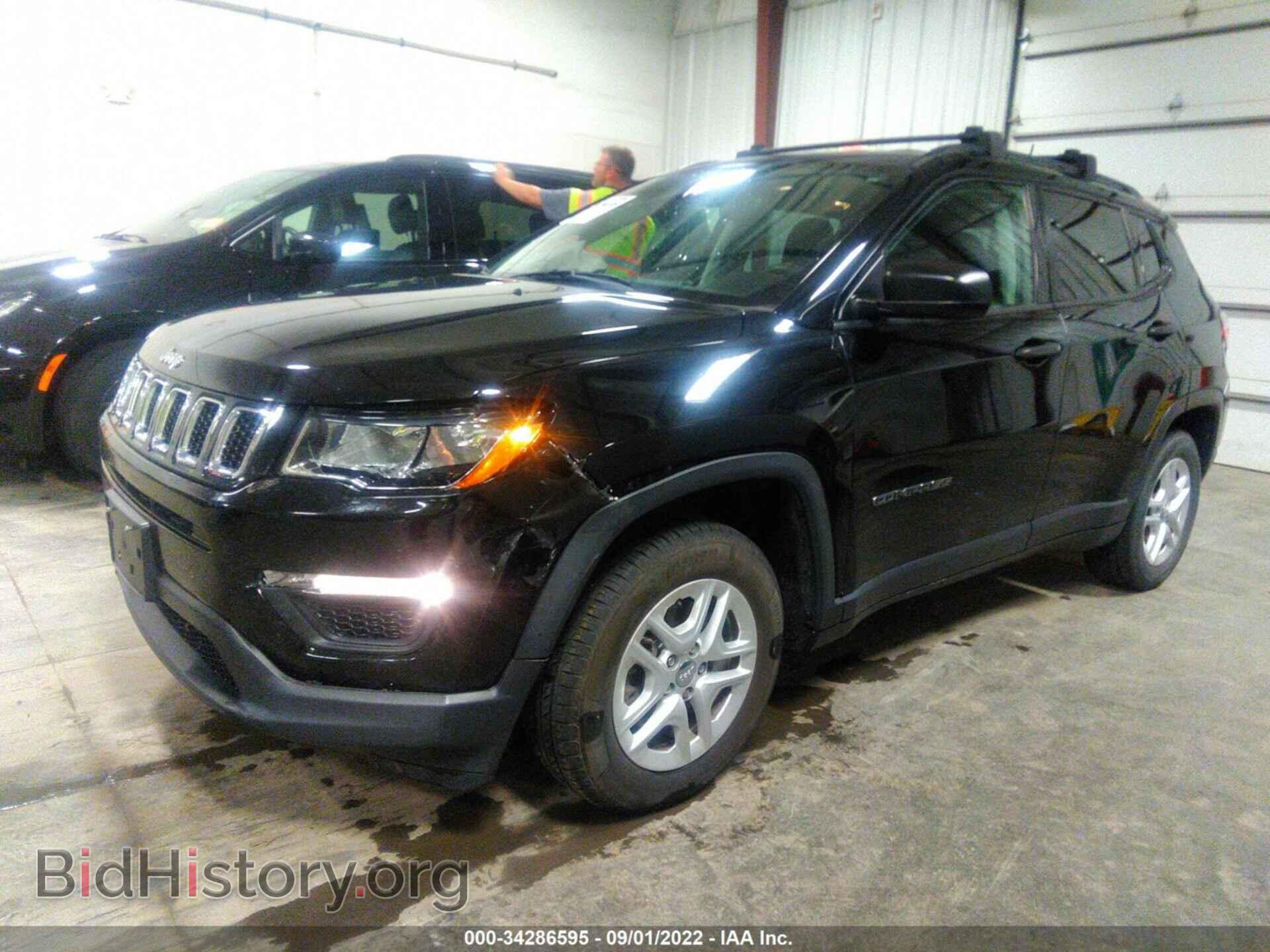2017 JEEP COMPASS - VIN: 3C4NJCABXHT682016 - Photo 2