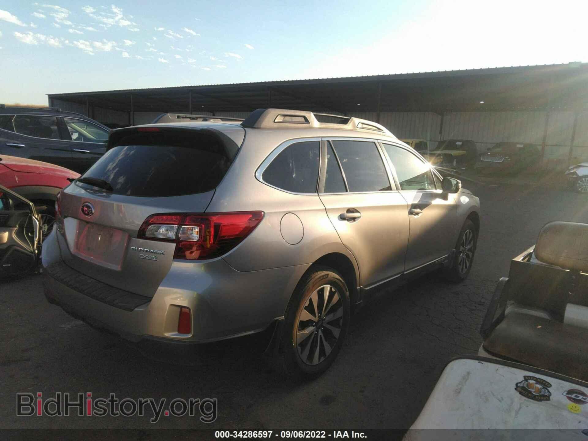 2015 SUBARU OUTBACK - VIN: 4S4BSANC5F3323975 - Фото 4