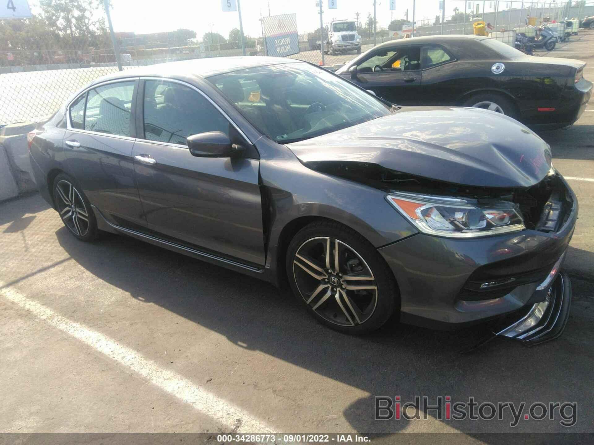 Photo 1HGCR2F53HA107794 - HONDA ACCORD SEDAN 2017