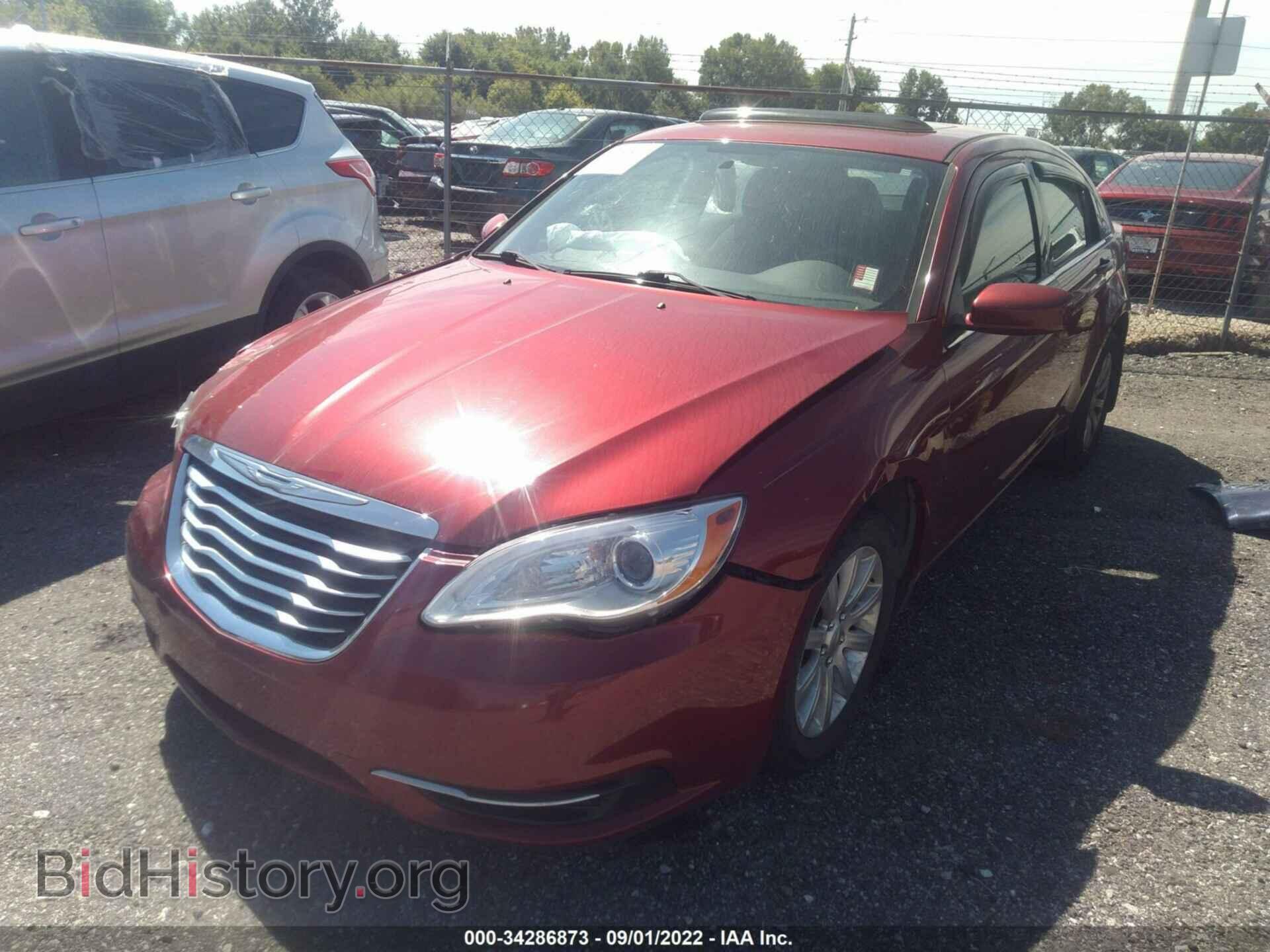 2012 CHRYSLER 200 - VIN: 1C3CCBBB0CN298530 - Photo 2
