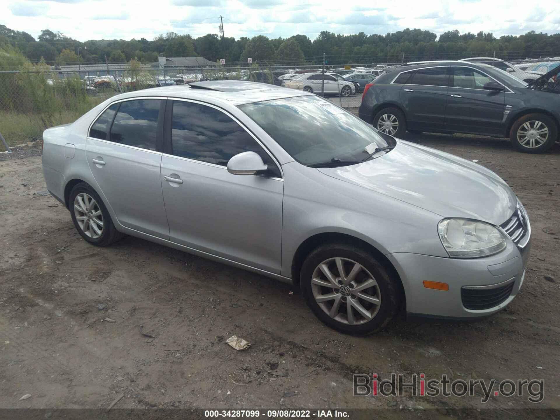 Photo 3VWRX7AJ4AM051077 - VOLKSWAGEN JETTA SEDAN 2010