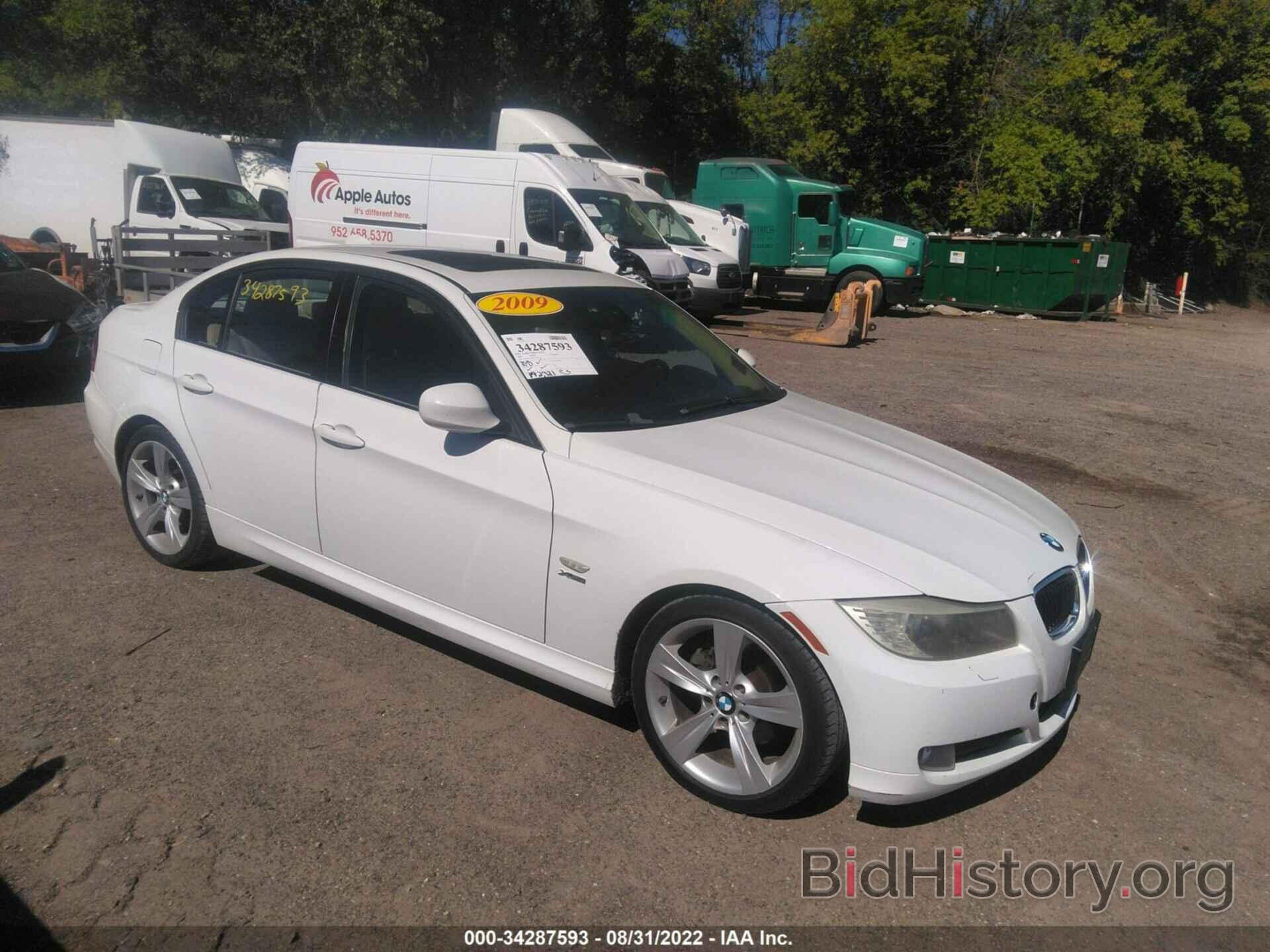 Photo WBAPK53589A511733 - BMW 3 SERIES 2009