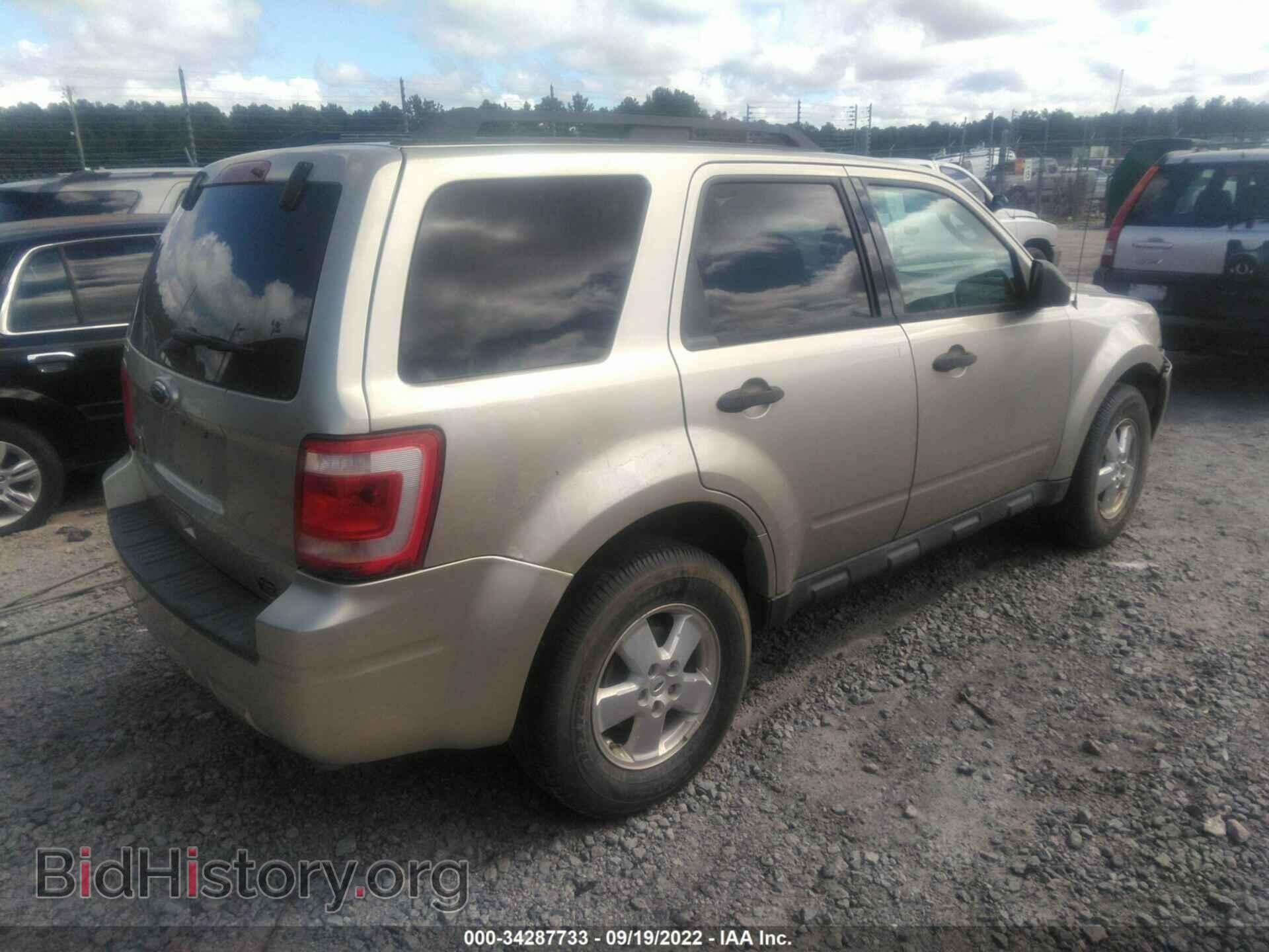 2011 FORD ESCAPE - VIN: 1FMCU0D75BKB36393 - Фото 4
