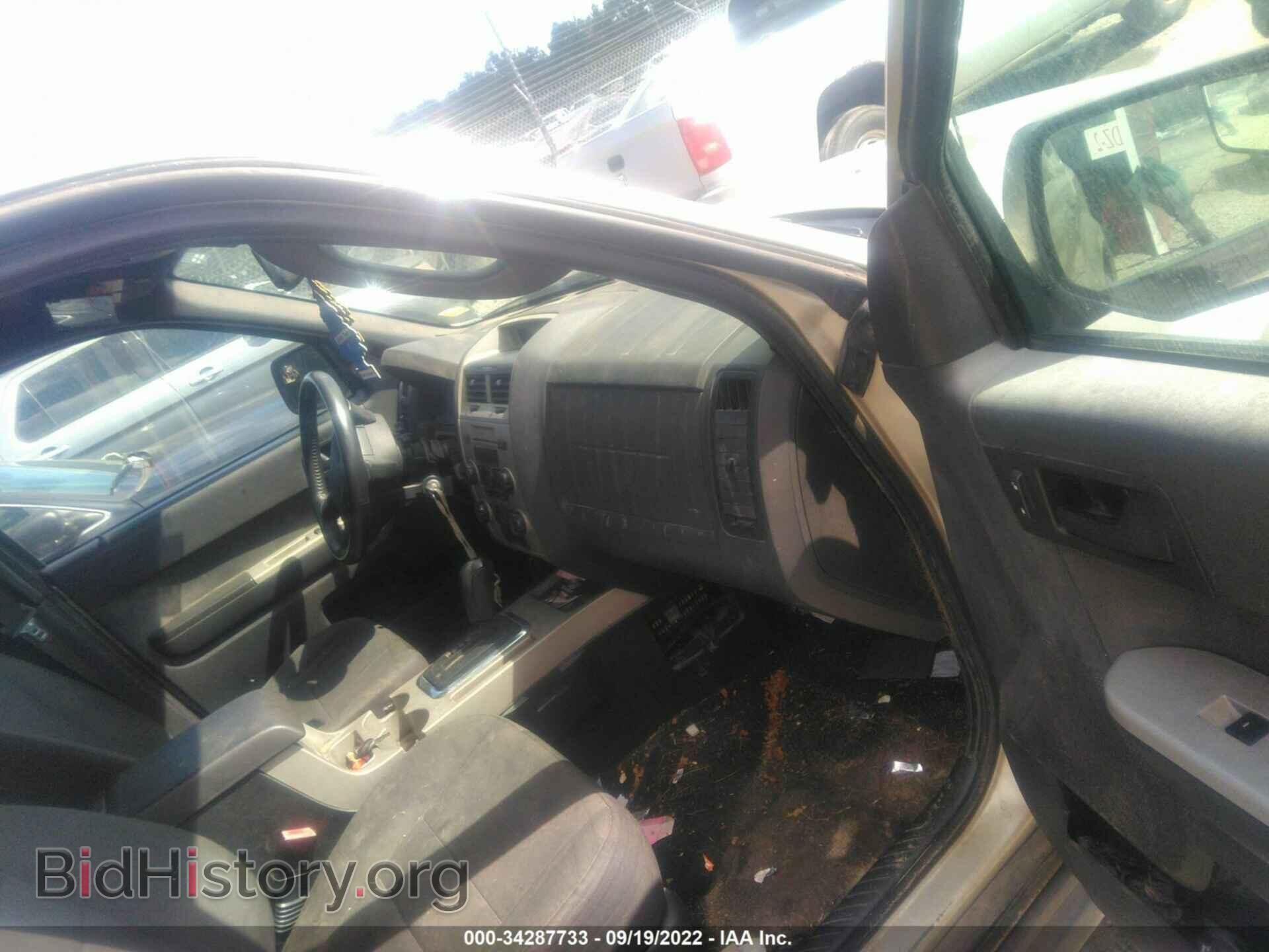 2011 FORD ESCAPE - VIN: 1FMCU0D75BKB36393 - Фото 5