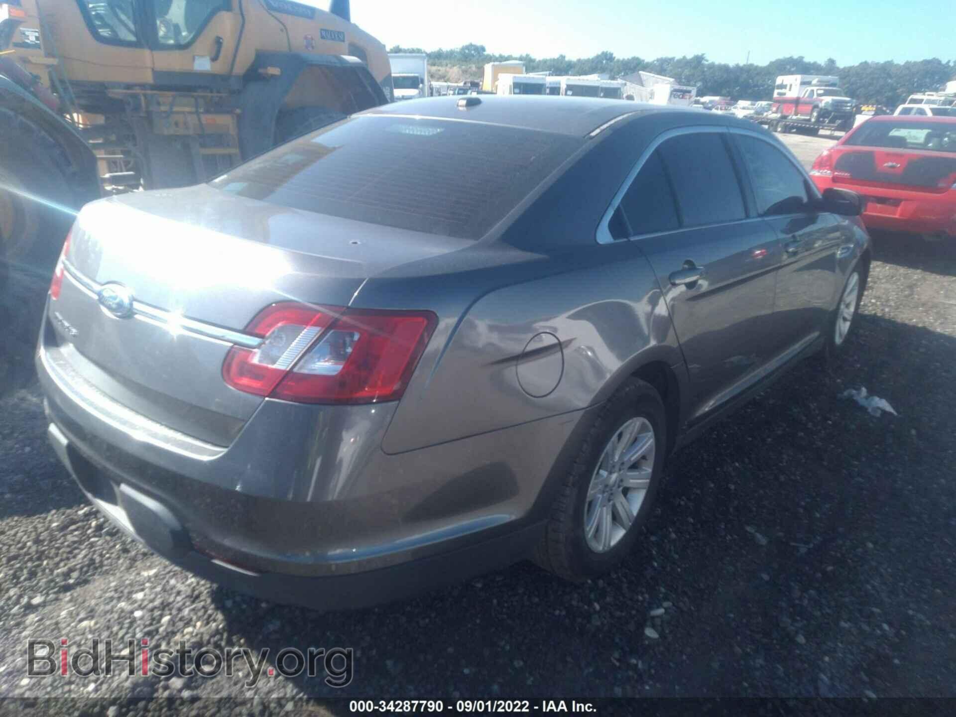 2011 FORD TAURUS - VIN: 1FAHP2DW0BG182369 - Фото 4