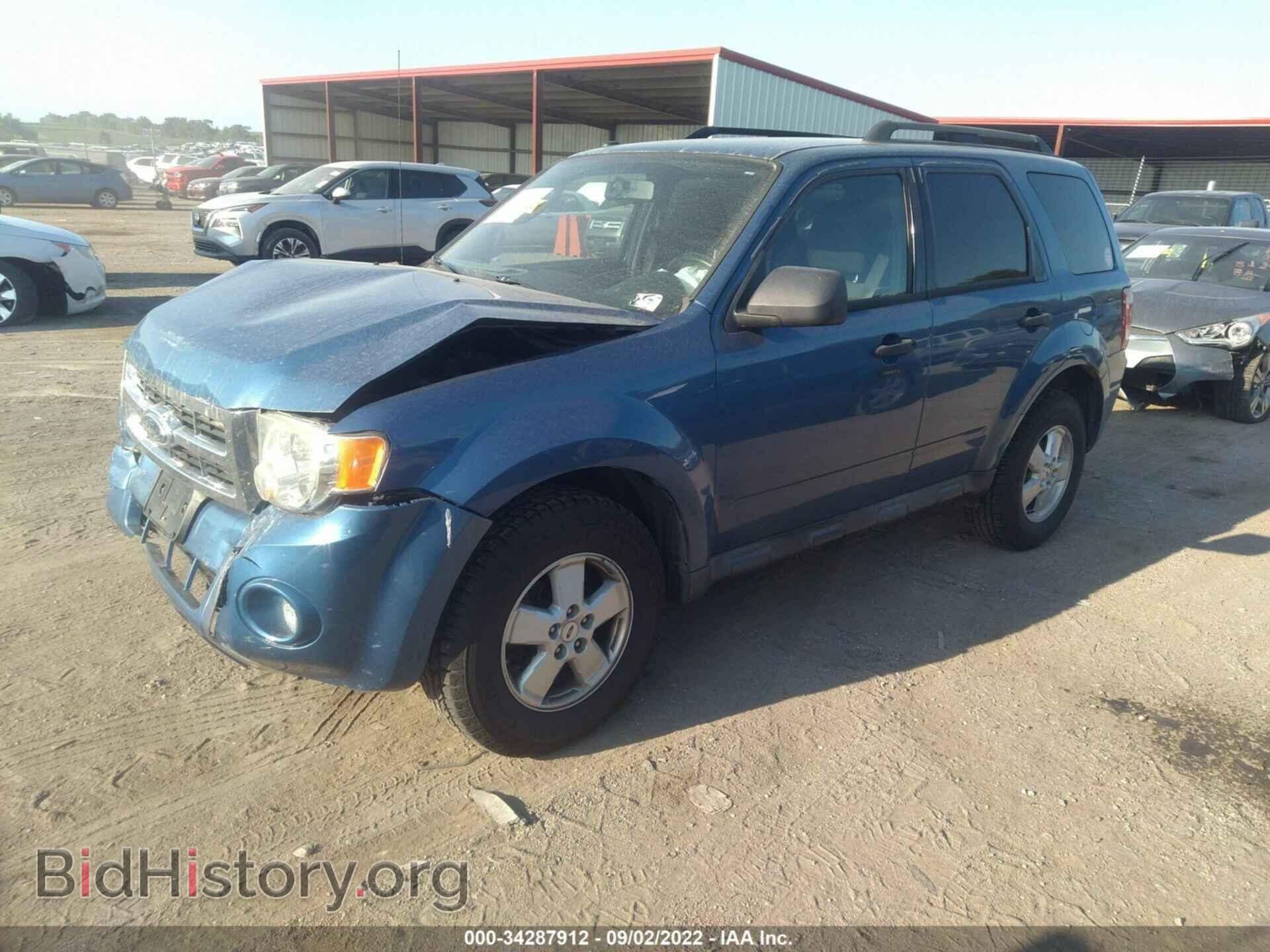 2010 FORD ESCAPE - VIN: 1FMCU9D71AKB55025 - Photo 2