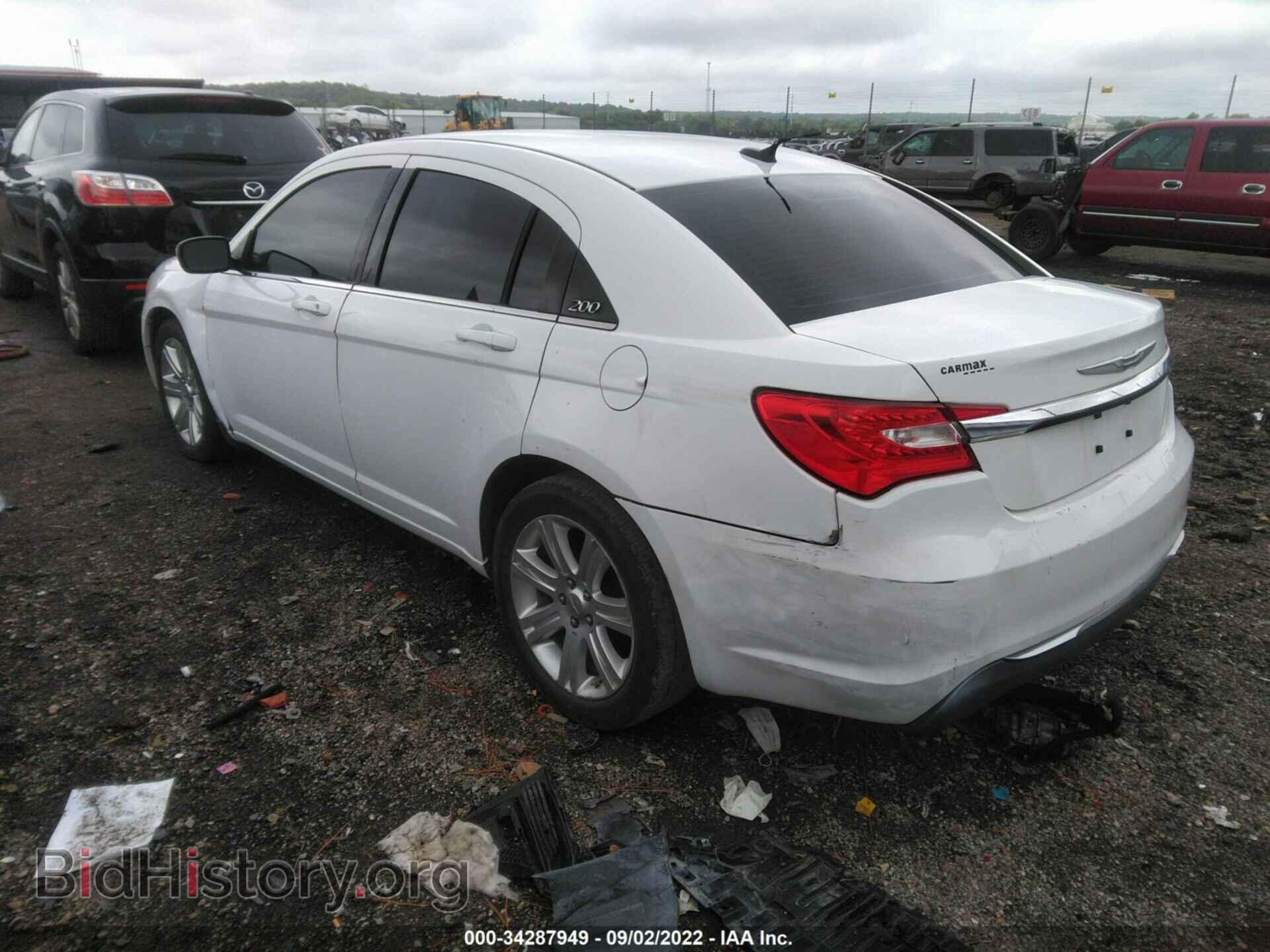 2013 CHRYSLER 200 - VIN: 1C3CCBAB0DN706074 - Фото 3