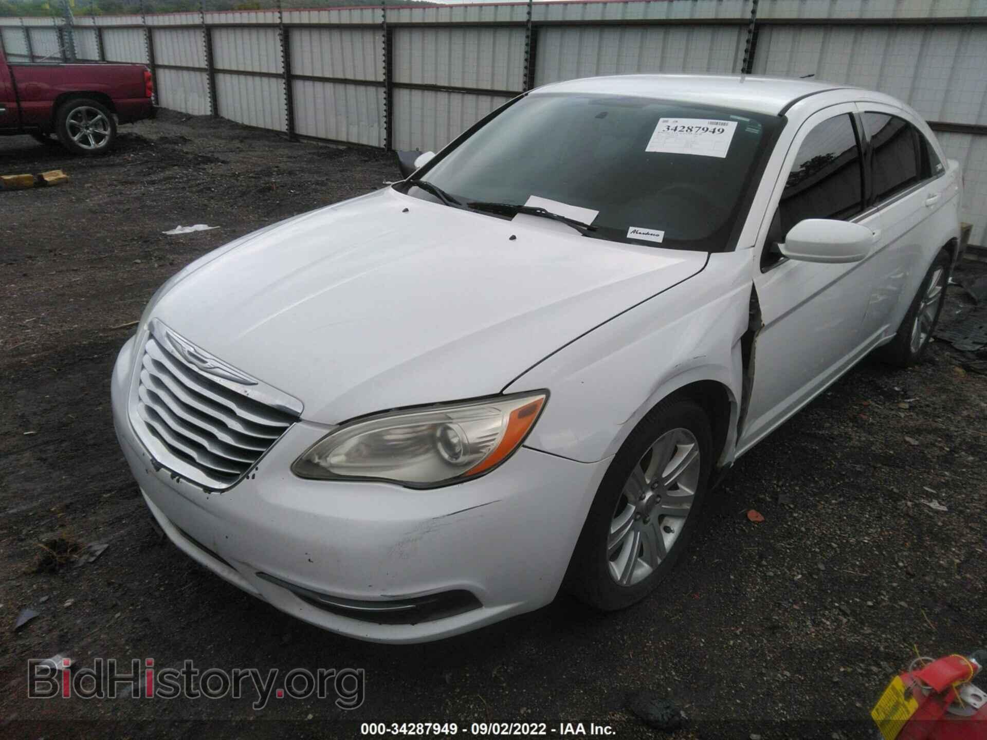2013 CHRYSLER 200 - VIN: 1C3CCBAB0DN706074 - Фото 6