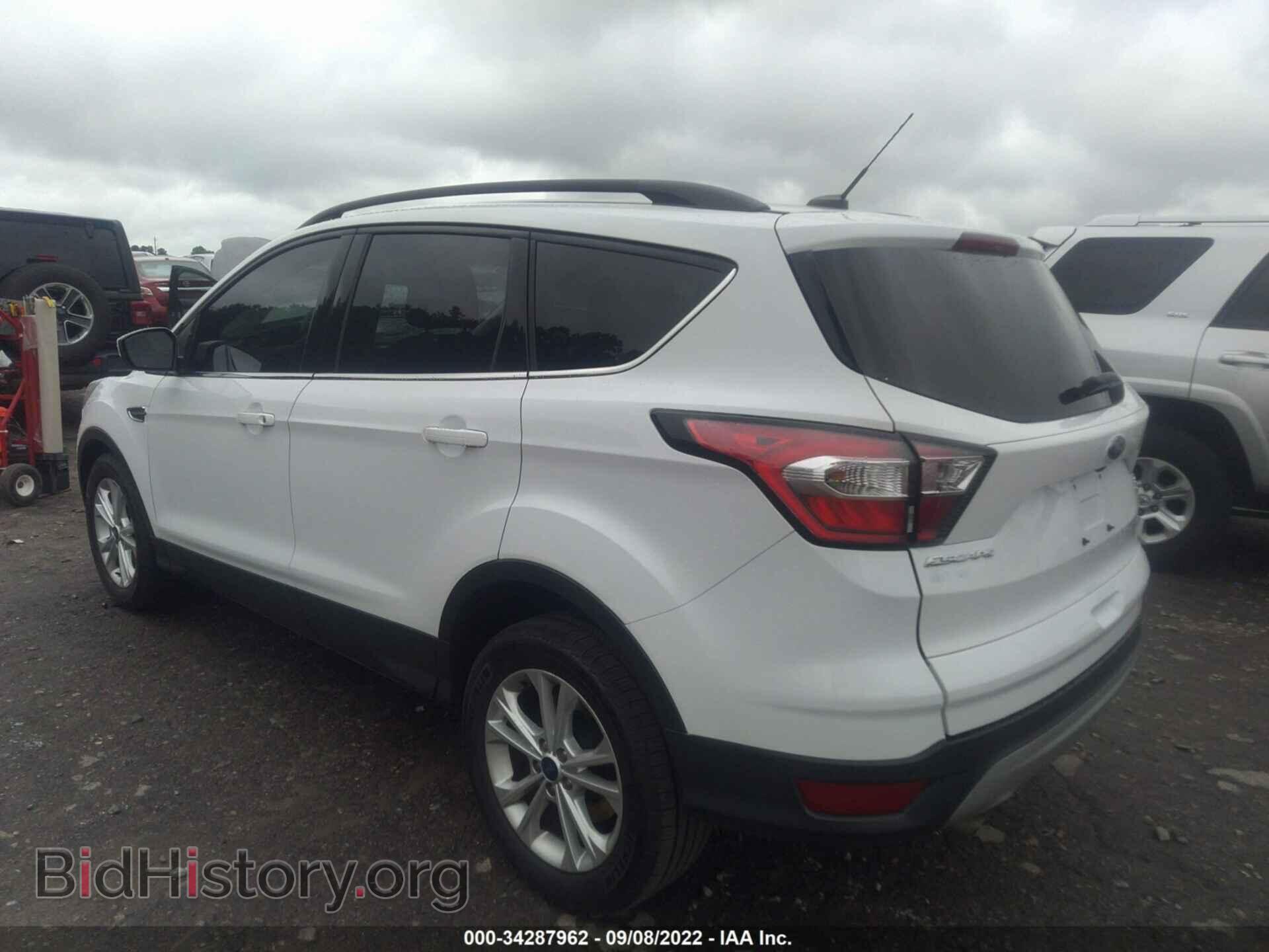 2017 FORD ESCAPE - VIN: 1FMCU0GD2HUD77584 - Фото 3