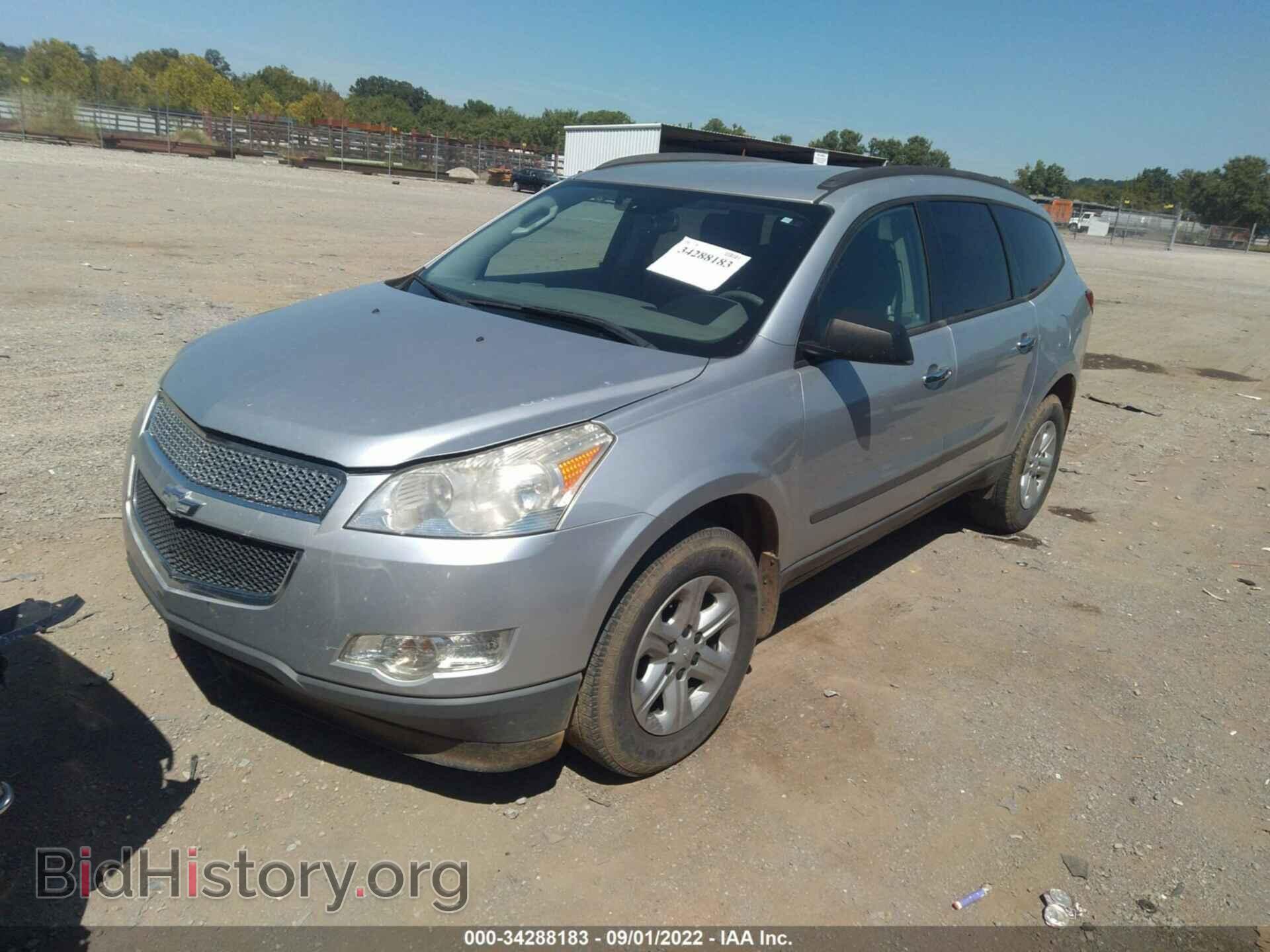 2012 CHEVROLET TRAVERSE - VIN: 1GNKRFED1CJ425083 - Фото 2