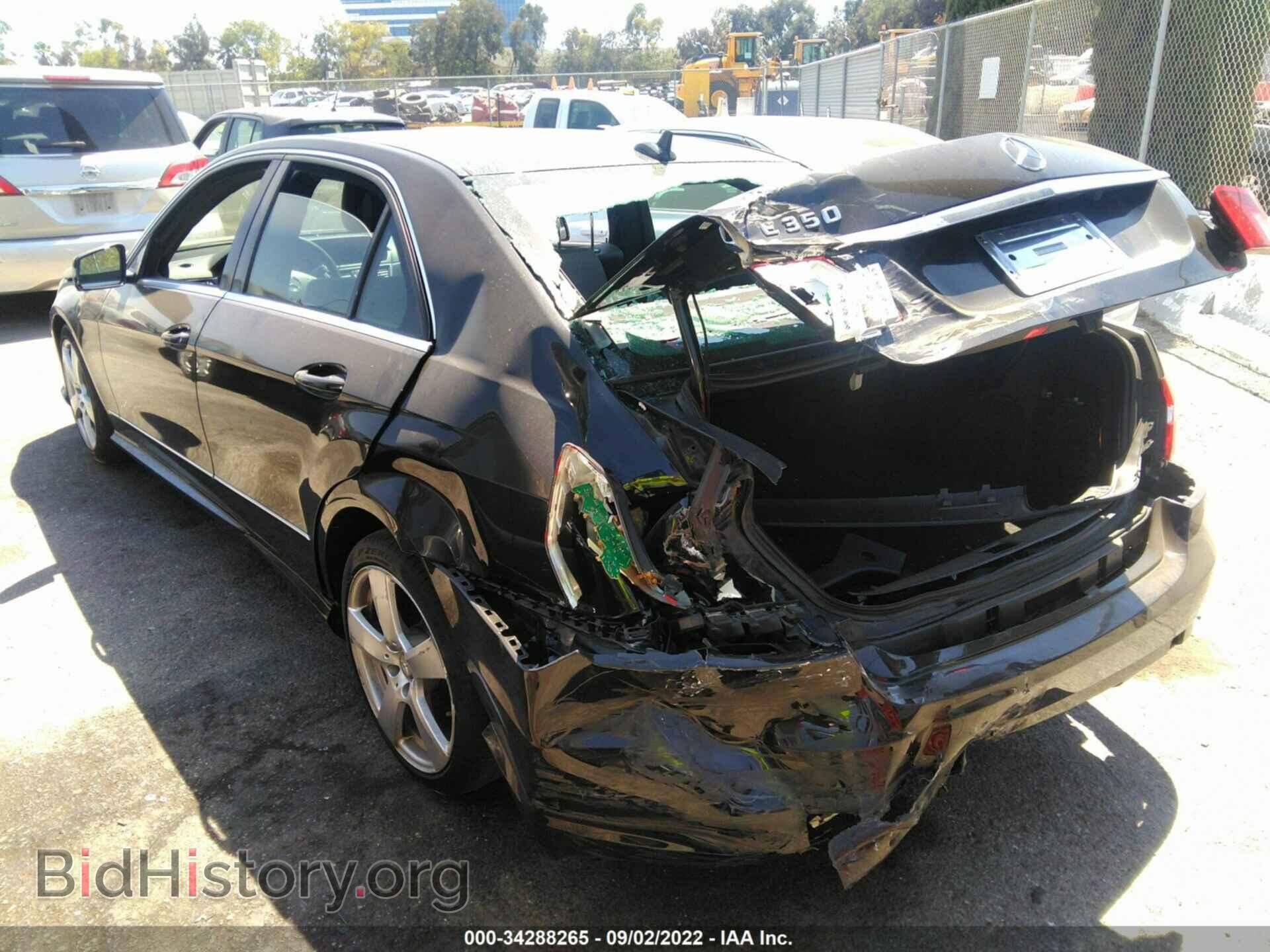 2011 MERCEDES-BENZ E-CLASS - VIN: WDDHF5GBXBA334593 - Фото 3