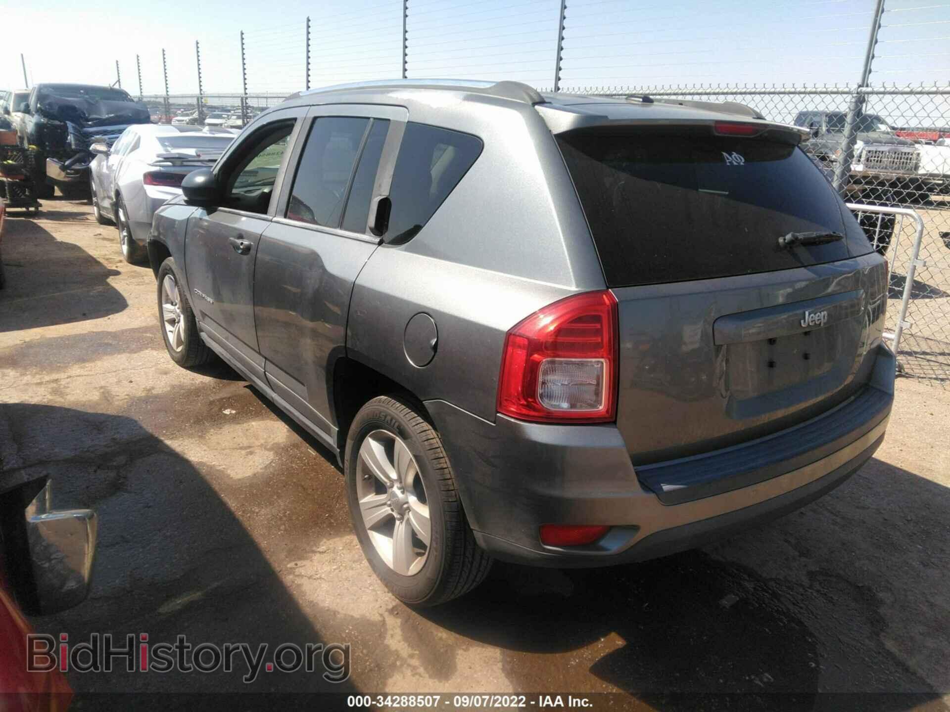 2011 JEEP COMPASS - VIN: 1J4NT1FB9BD203745 - Фото 3