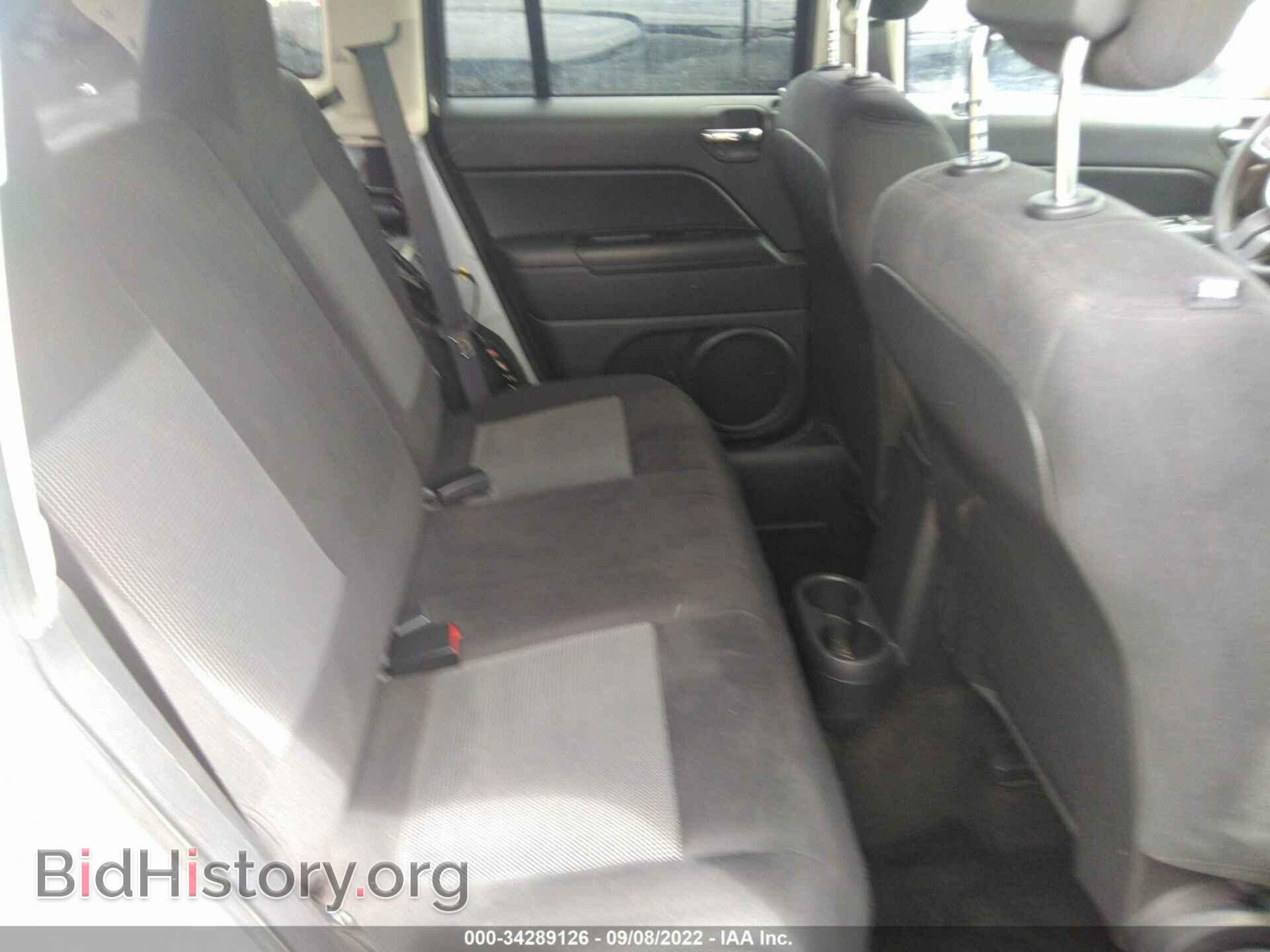 2016 JEEP COMPASS - VIN: 1C4NJDBB4GD500884 - Фото 8