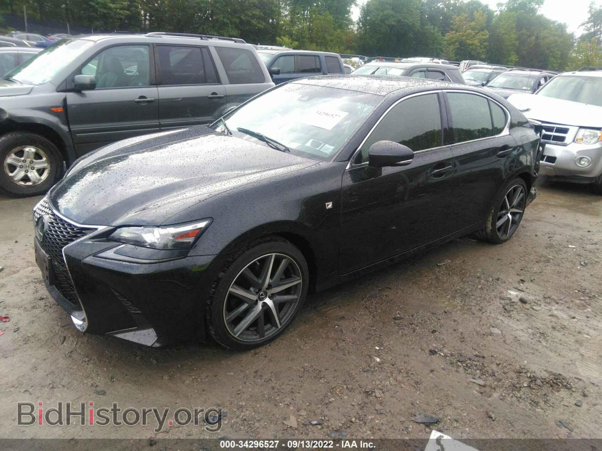 2018 LEXUS GS - VIN: JTHCZ1BL2JA008983 - Фото 2