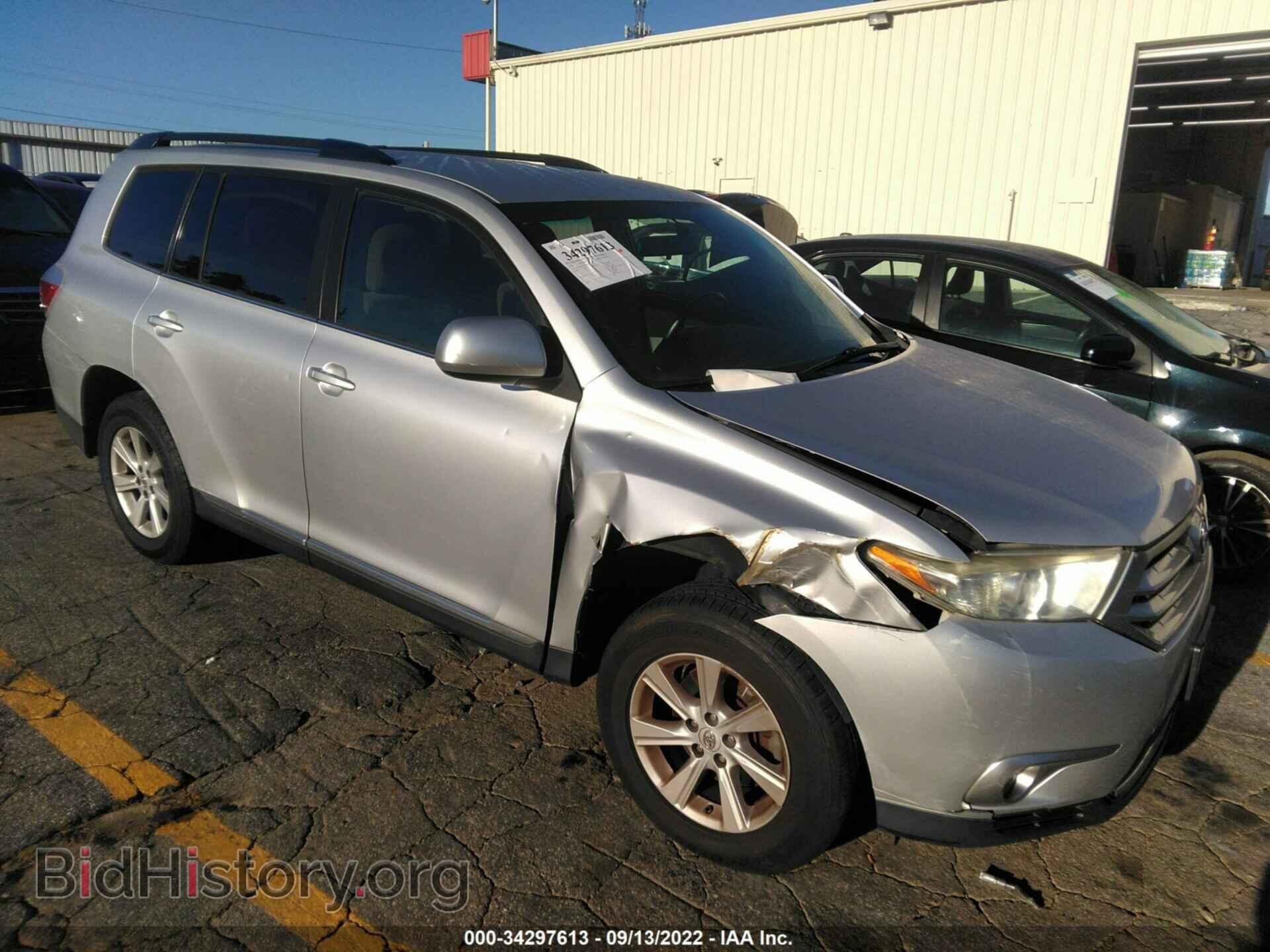 Photo 5TDBK3EH1BS068116 - TOYOTA HIGHLANDER 2011