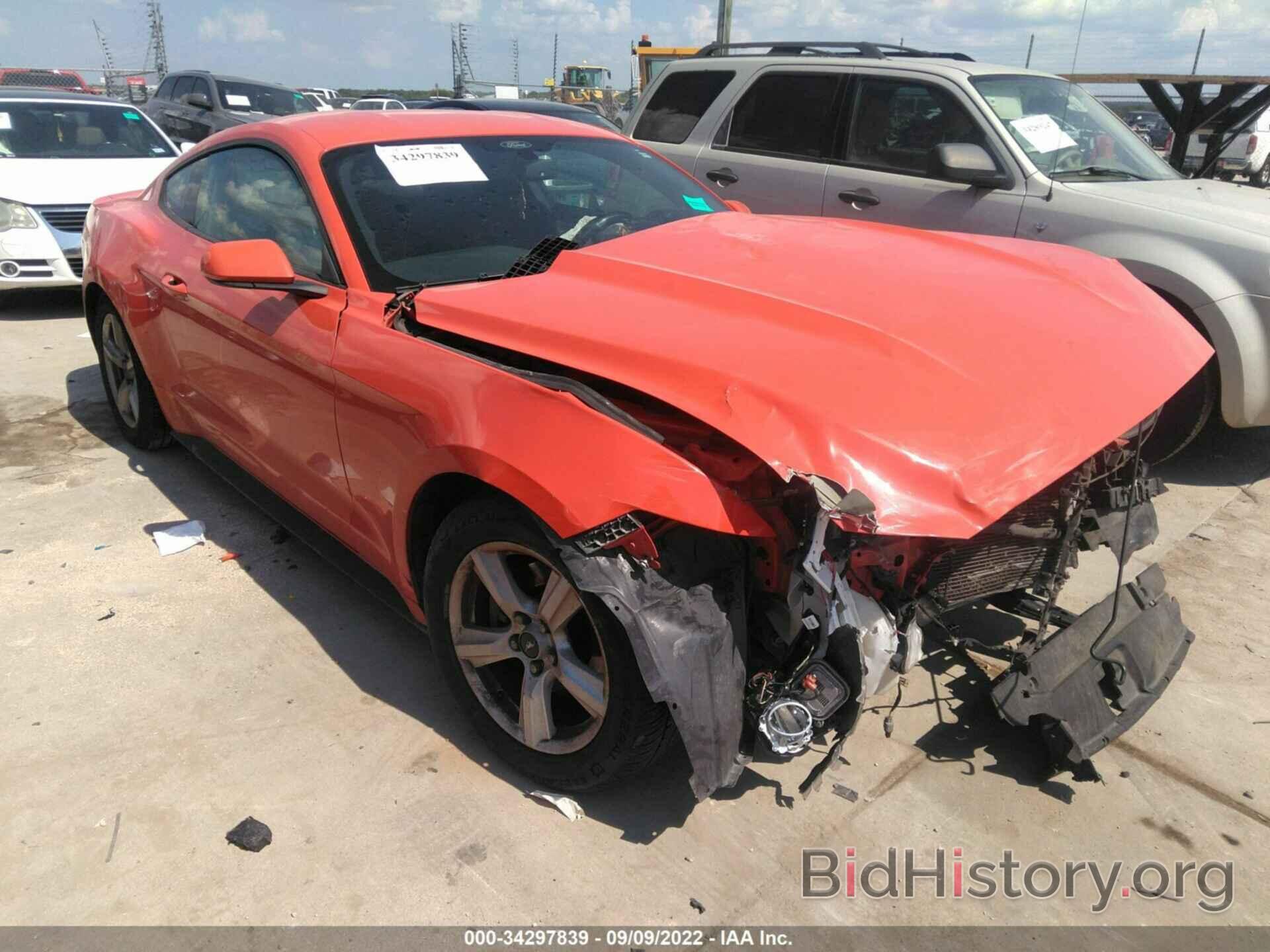 Photo 1FA6P8AM5G5292124 - FORD MUSTANG 2016