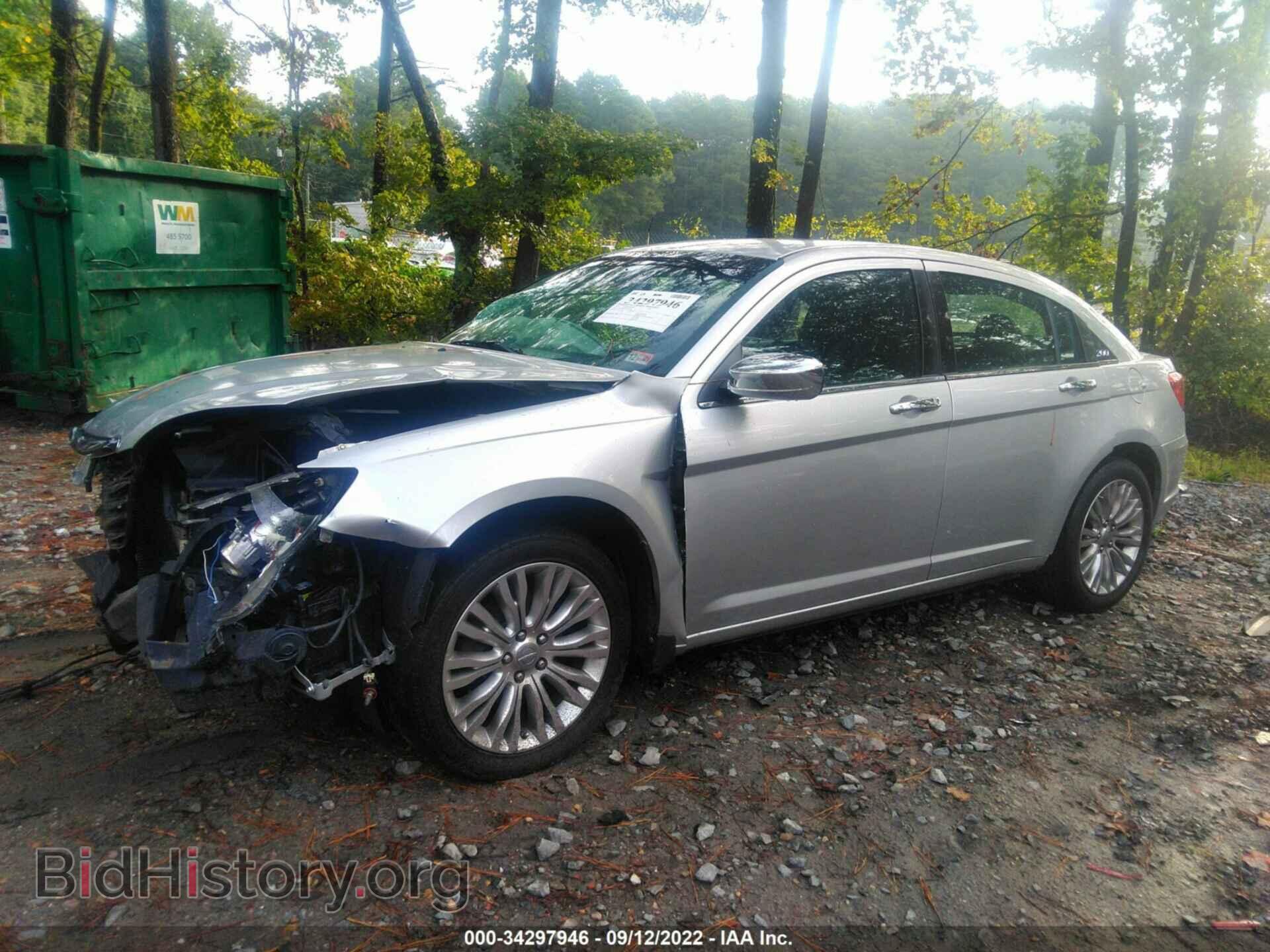 2012 CHRYSLER 200 - VIN: 1C3CCBCG6CN113360 - Фото 2