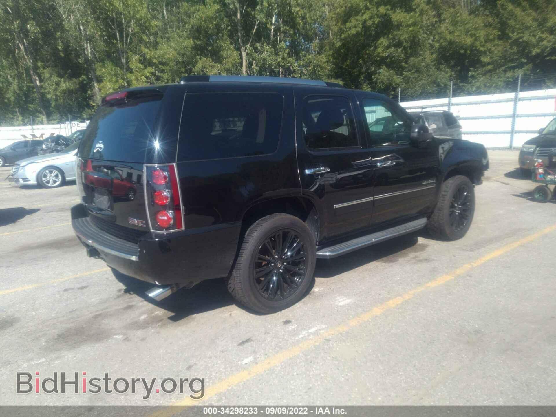 2013 GMC YUKON - VIN: 1GKS2EEF6DR289615 - Фото 4