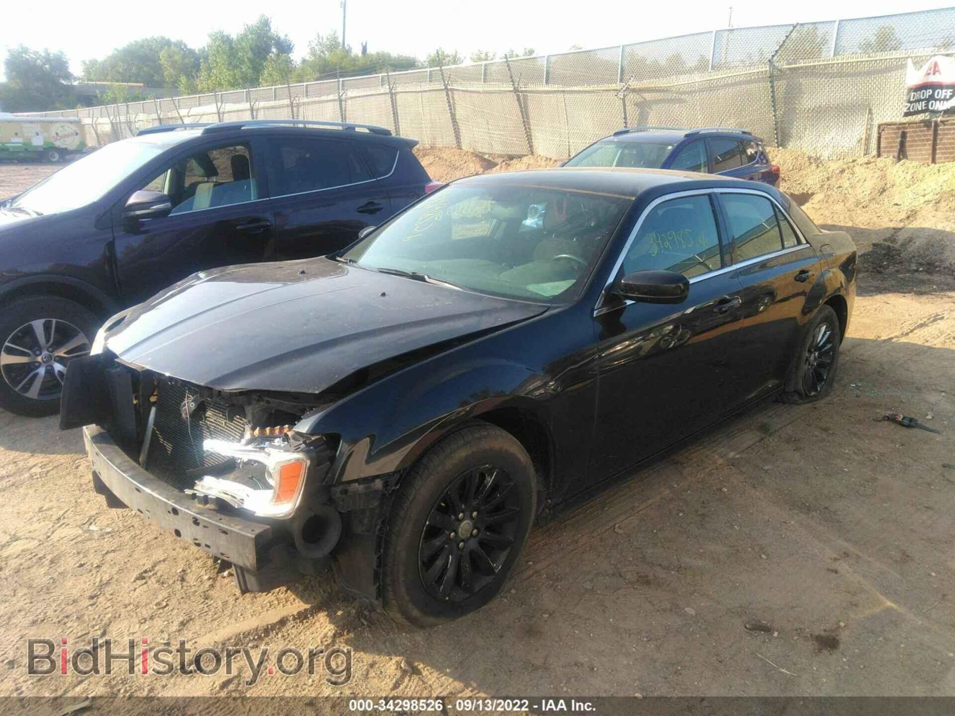 2012 CHRYSLER 300 - VIN: 2C3CCAAG6CH114076 - Photo 2