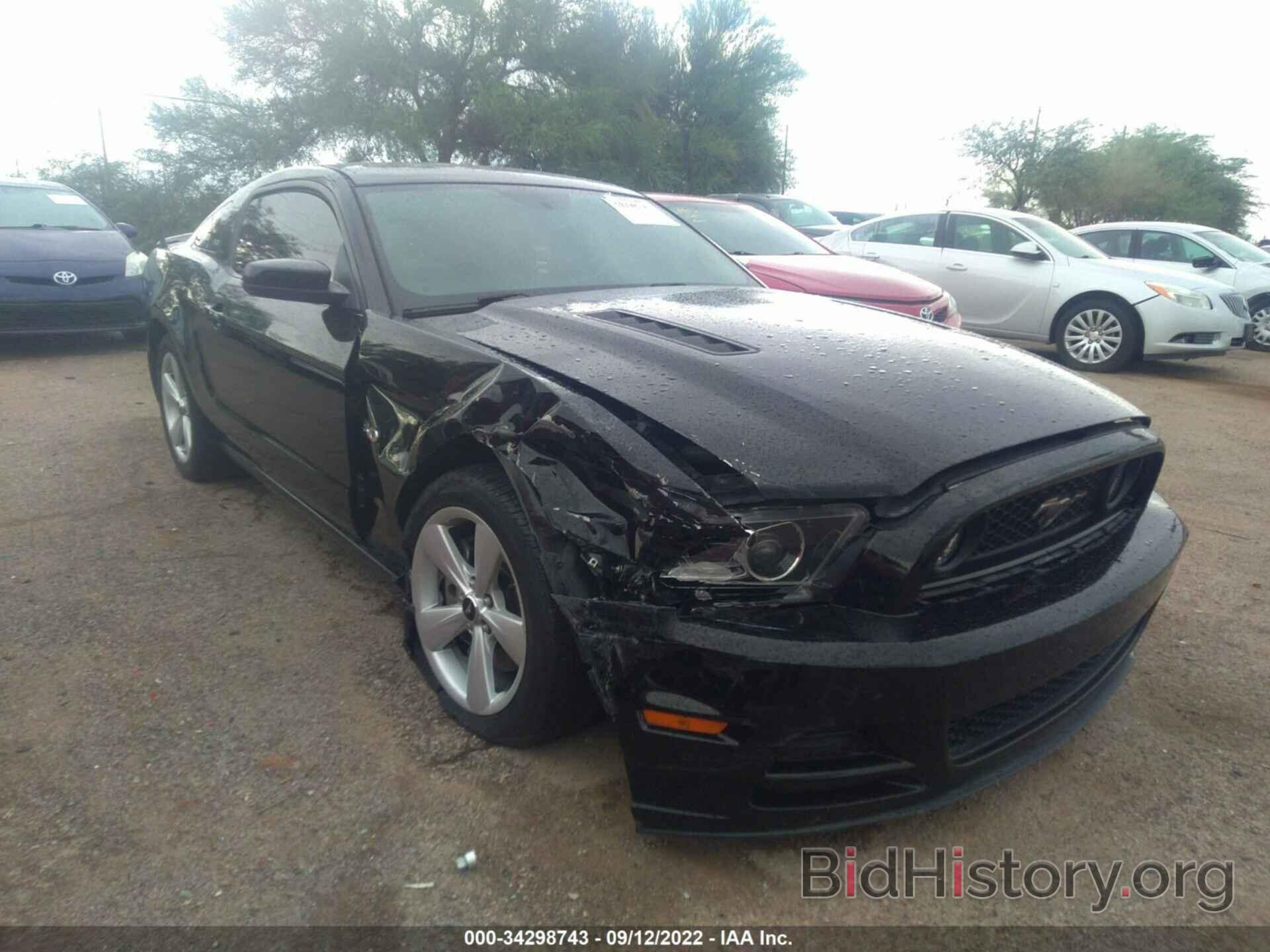 Photo 1ZVBP8CFXD5267073 - FORD MUSTANG 2013