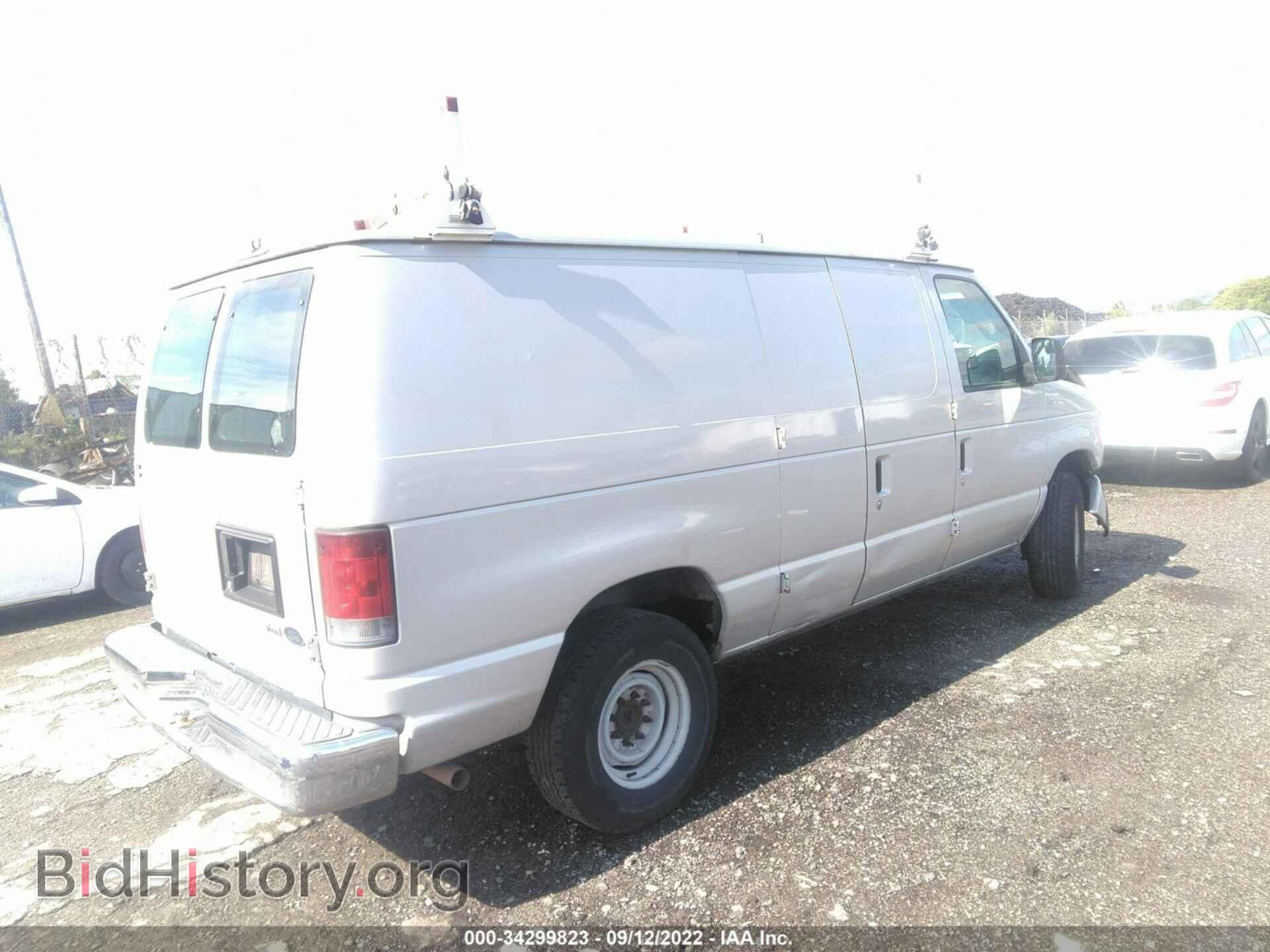 2010 FORD ECONOLINE CARGO VAN - VIN: 1FTNE2EW0ADA18573 - Photo 4