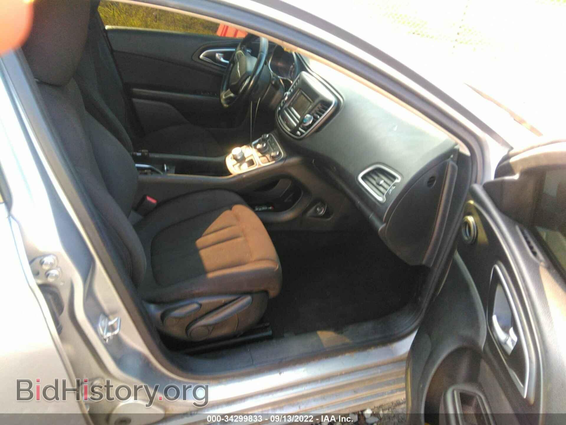 2015 CHRYSLER 200 - VIN: 1C3CCCAB7FN687113 - Фото 5