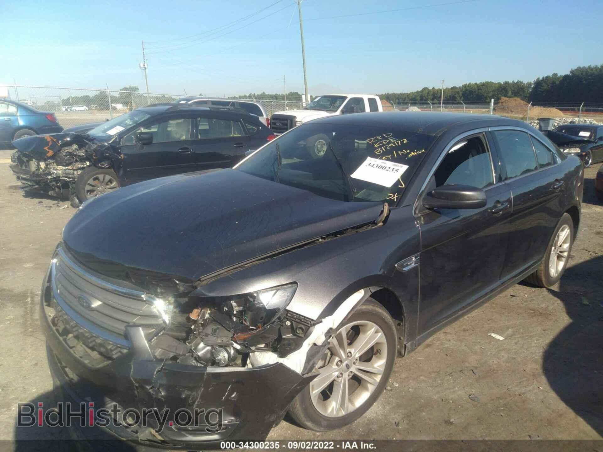 2018 FORD TAURUS - VIN: 1FAHP2E83JG132127 - Фото 2