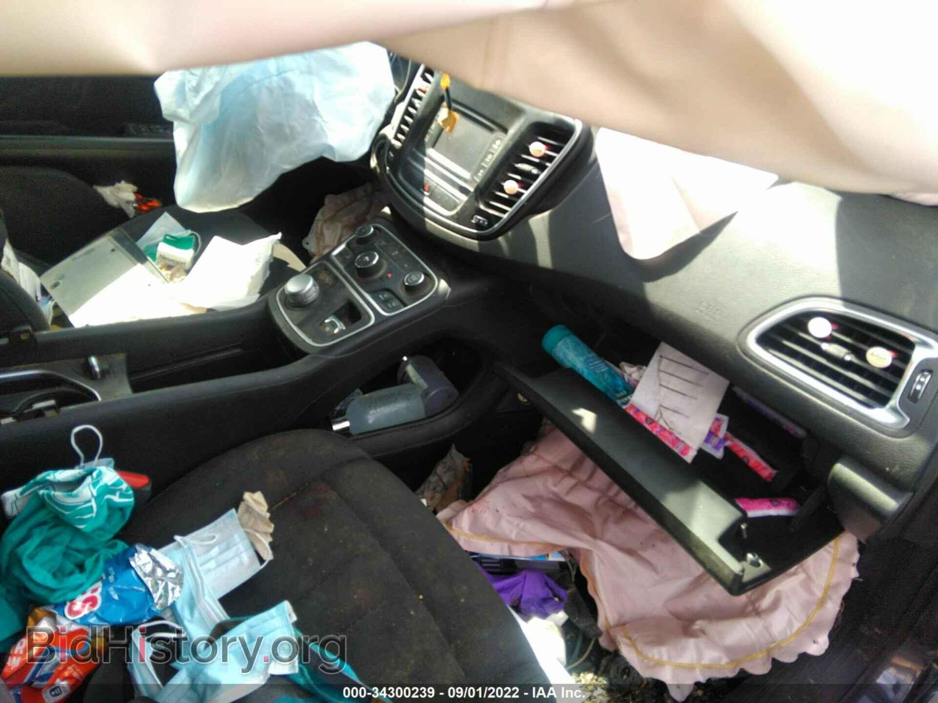 2015 CHRYSLER 200 - VIN: 1C3CCCAB5FN716009 - Фото 5