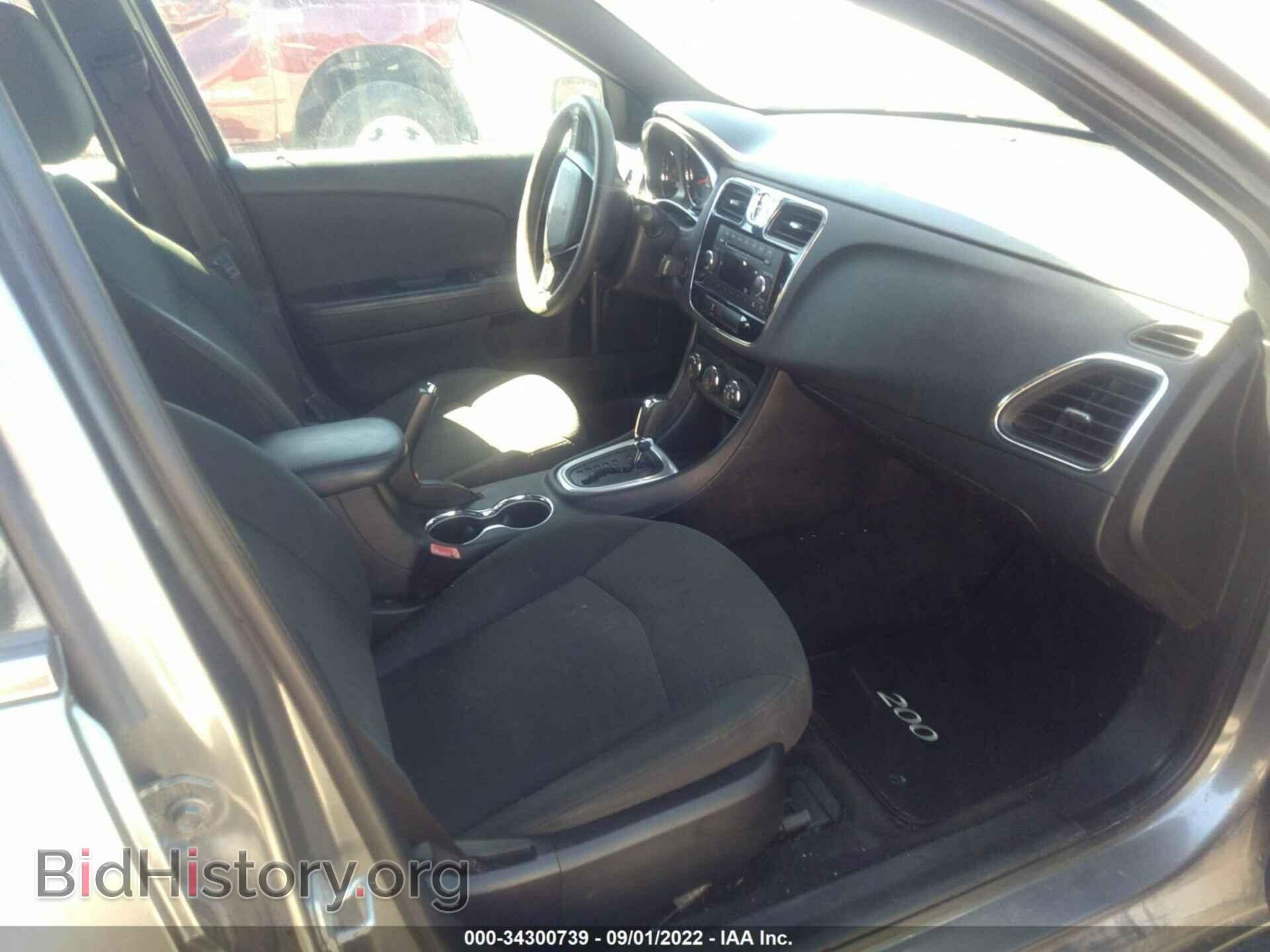 2012 CHRYSLER 200 - VIN: 1C3CCBAB1CN119588 - Фото 5