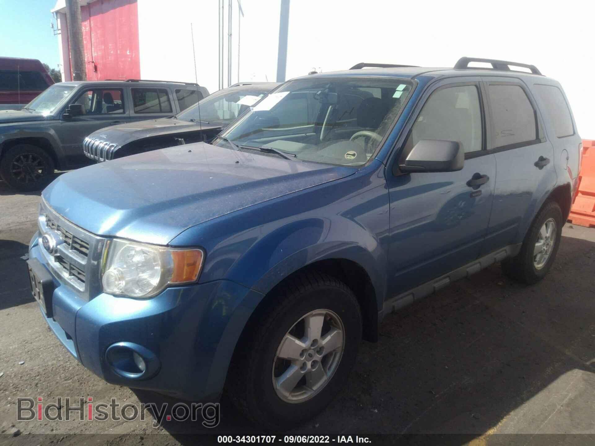 2010 FORD ESCAPE - VIN: 1FMCU0D78AKB28643 - Фото 2