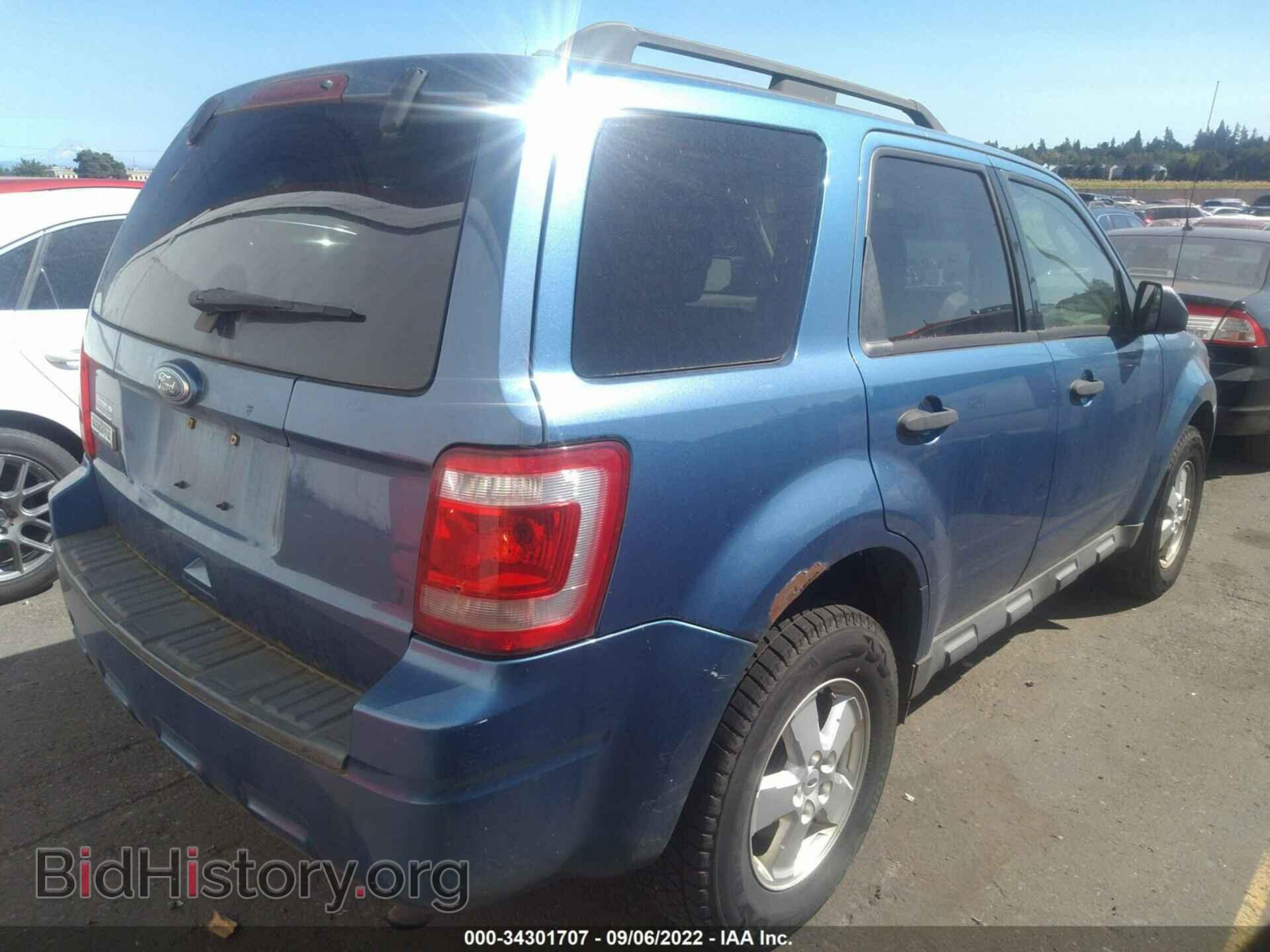 2010 FORD ESCAPE - VIN: 1FMCU0D78AKB28643 - Фото 4