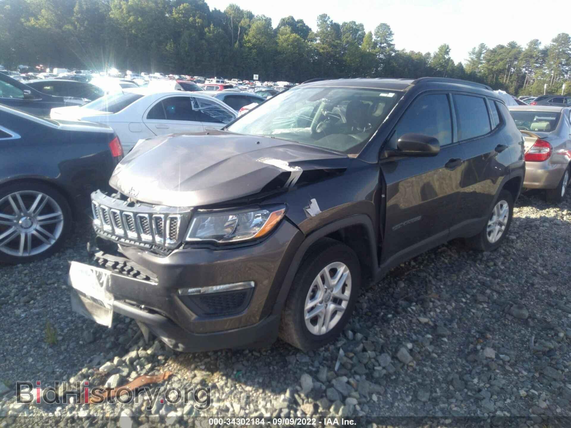 2018 JEEP COMPASS - VIN: 3C4NJCAB0JT140610 - Фото 2