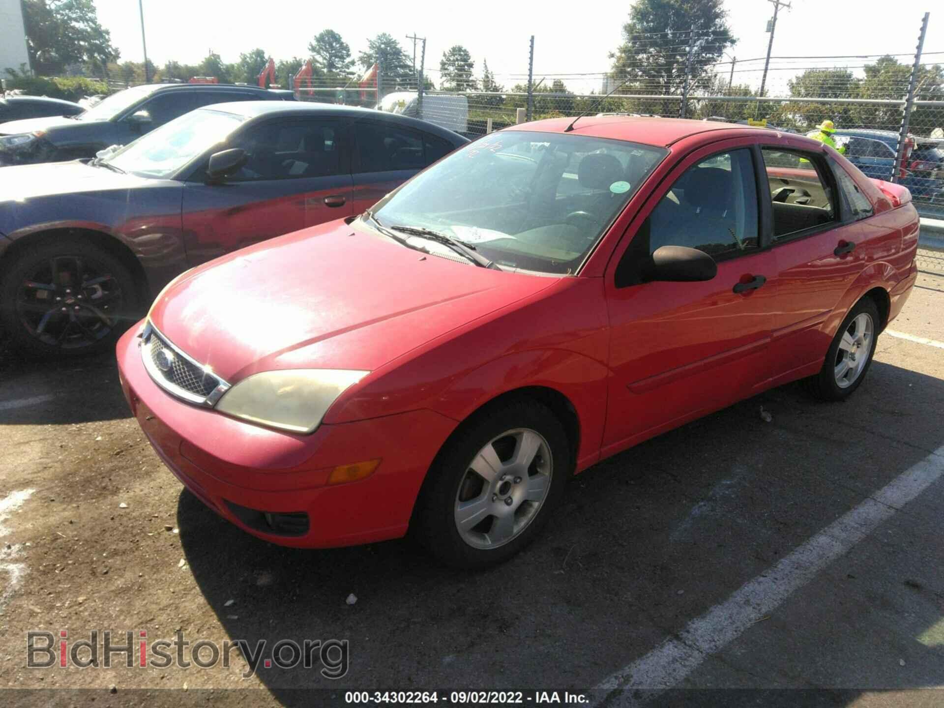 2007 FORD FOCUS - VIN: 1FAHP34N77W348395 - Фото 2