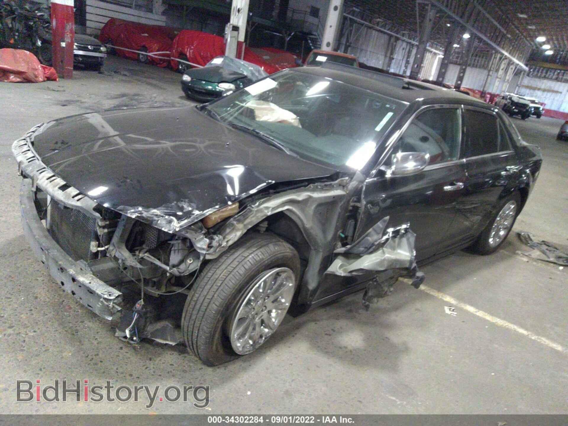 2012 CHRYSLER 300 - VIN: 2C3CCACG0CH248563 - Фото 2