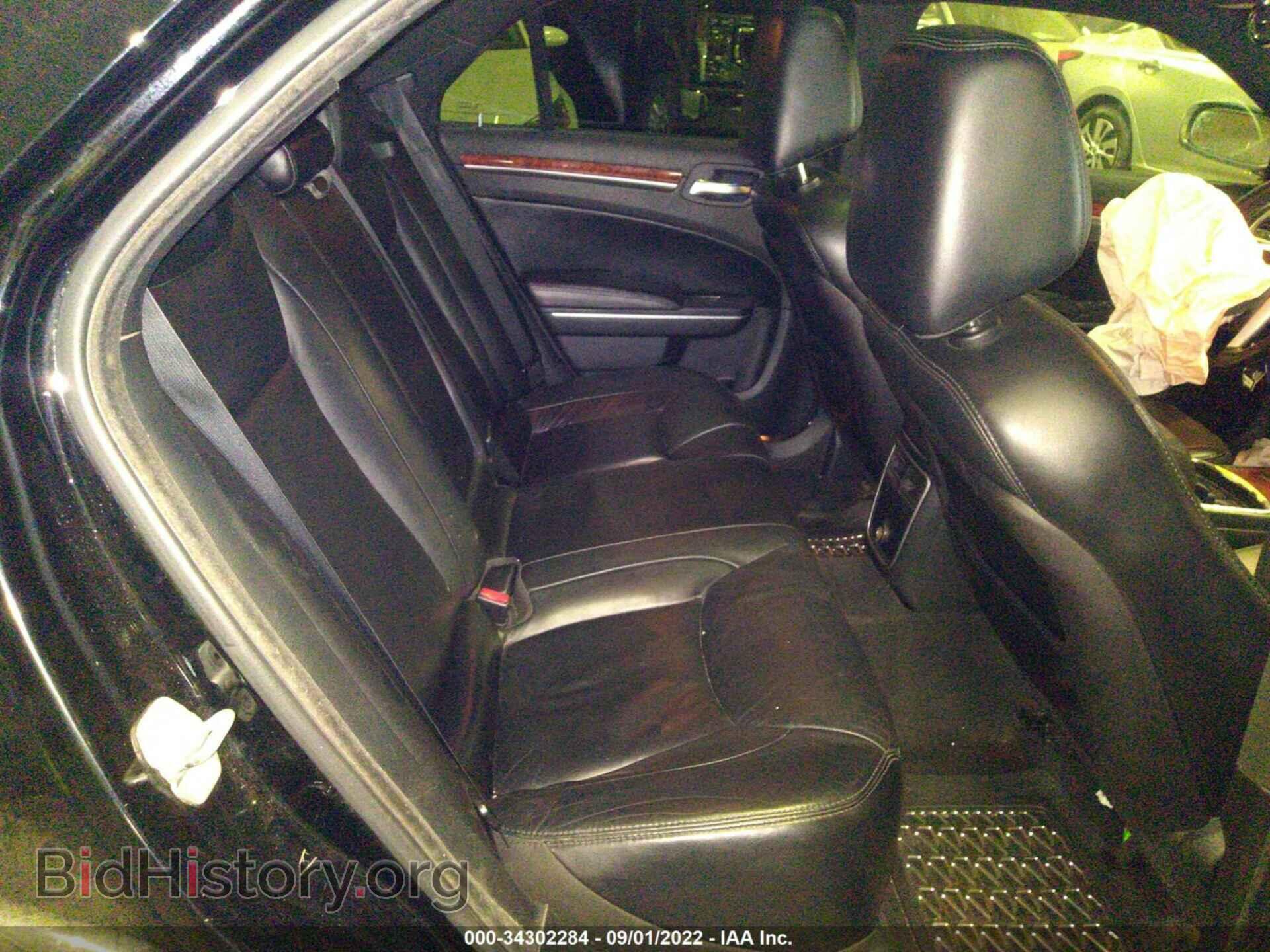 2012 CHRYSLER 300 - VIN: 2C3CCACG0CH248563 - Фото 8