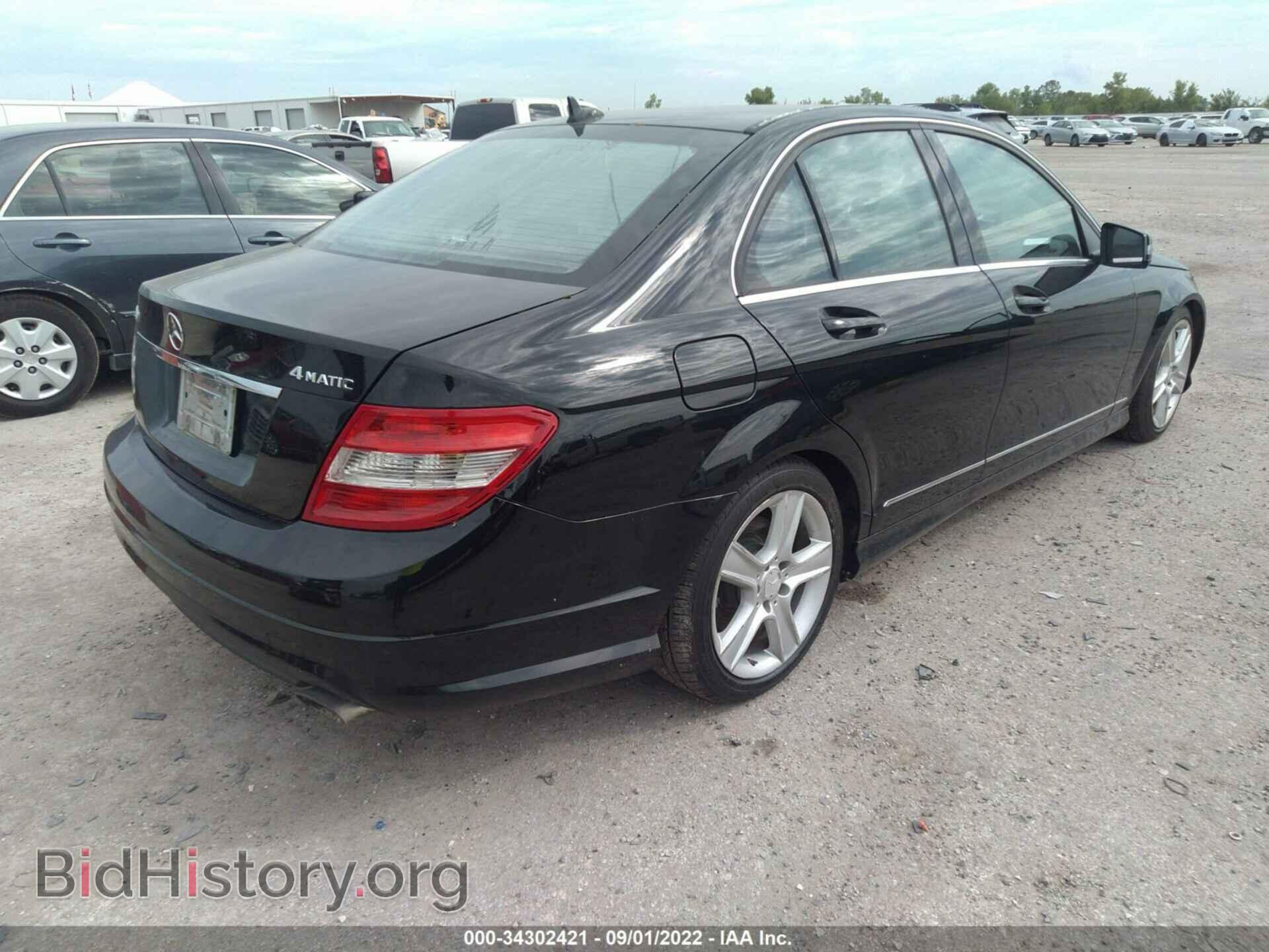 2011 MERCEDES-BENZ C-CLASS - VIN: WDDGF8BBXBR180926 - Фото 4