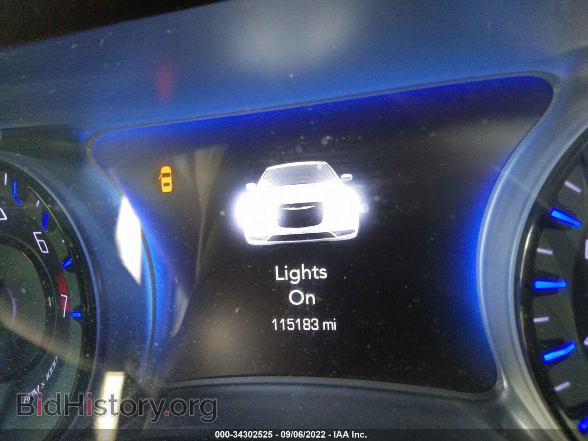 2017 CHRYSLER 300 - VIN: 2C3CCABG6HH661581 - Фото 7
