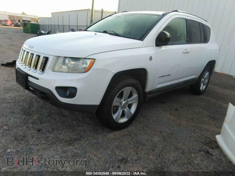 2011 Jeep COMPASS (VIN 1J4NF5FB1BD234938) — photo 2 of 11