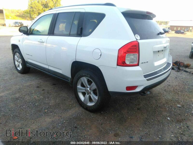 2011 Jeep COMPASS (VIN 1J4NF5FB1BD234938) — photo 3 of 11