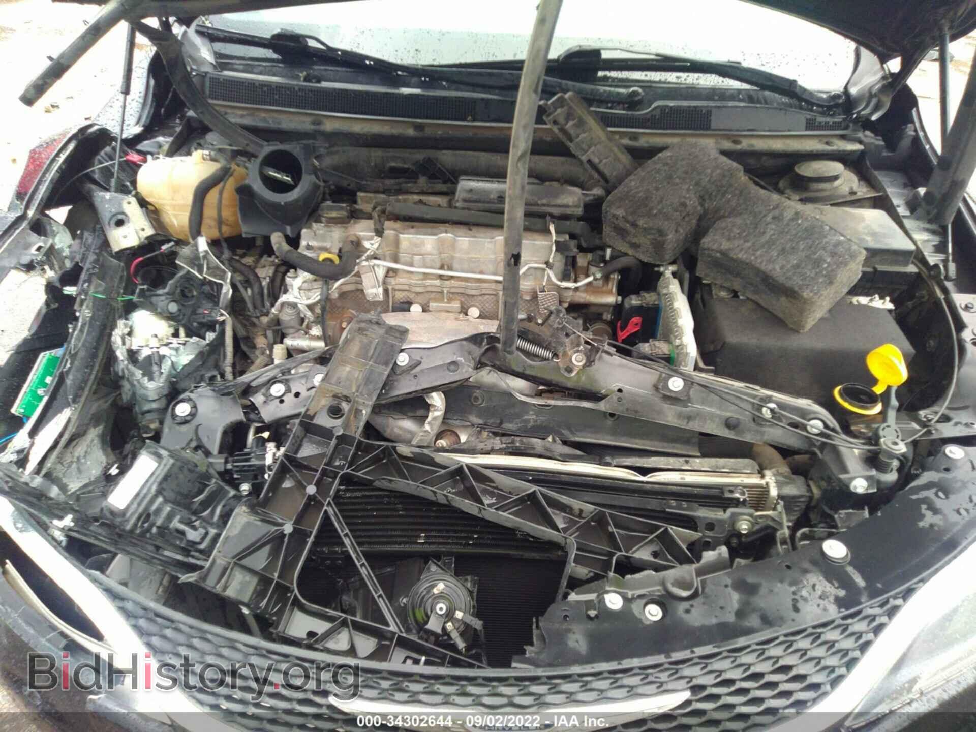 2016 CHRYSLER 200 - VIN: 1C3CCCAB9GN169716 - Фото 10