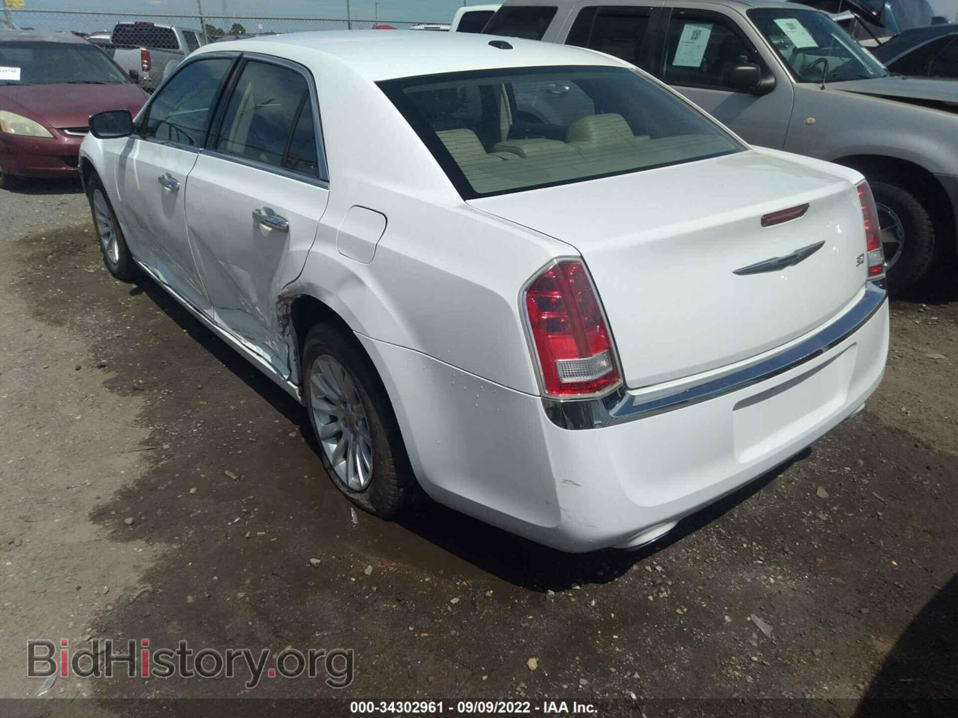 2011 CHRYSLER 300 - VIN: 2C3CA5CG6BH579658 - Фото 3