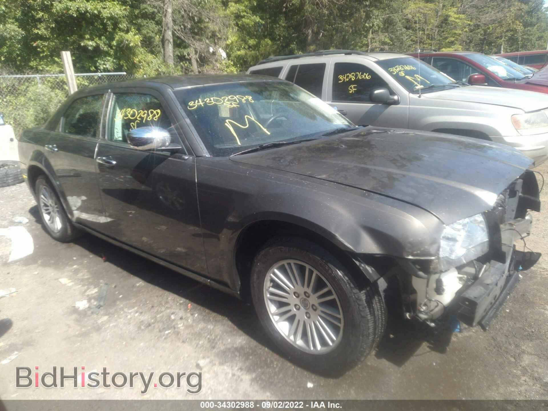 Photo 2C3CA4CD5AH109796 - CHRYSLER 300 2010
