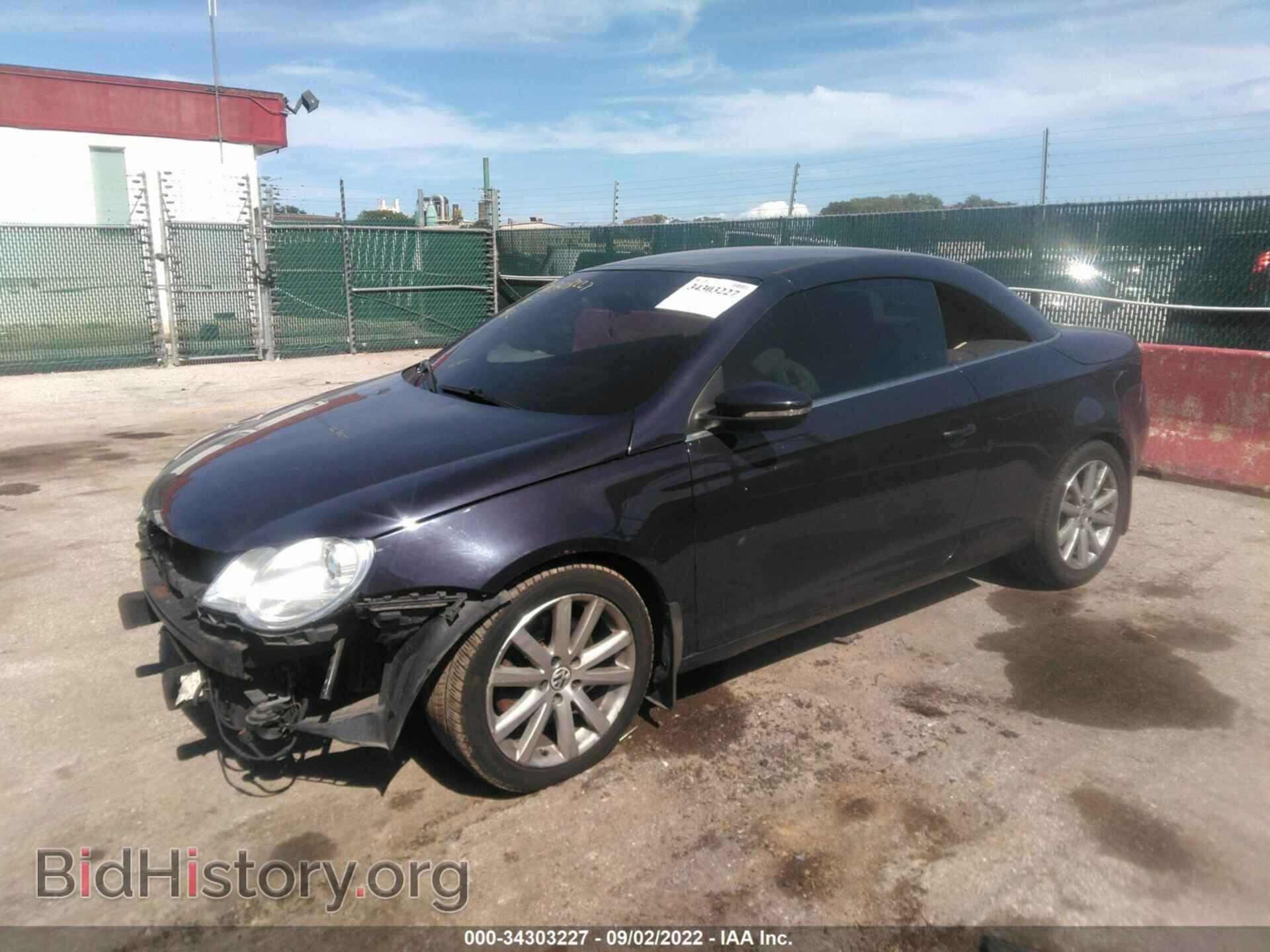 2009 VOLKSWAGEN EOS - VIN: WVWBA71FX9V009905 - Фото 2
