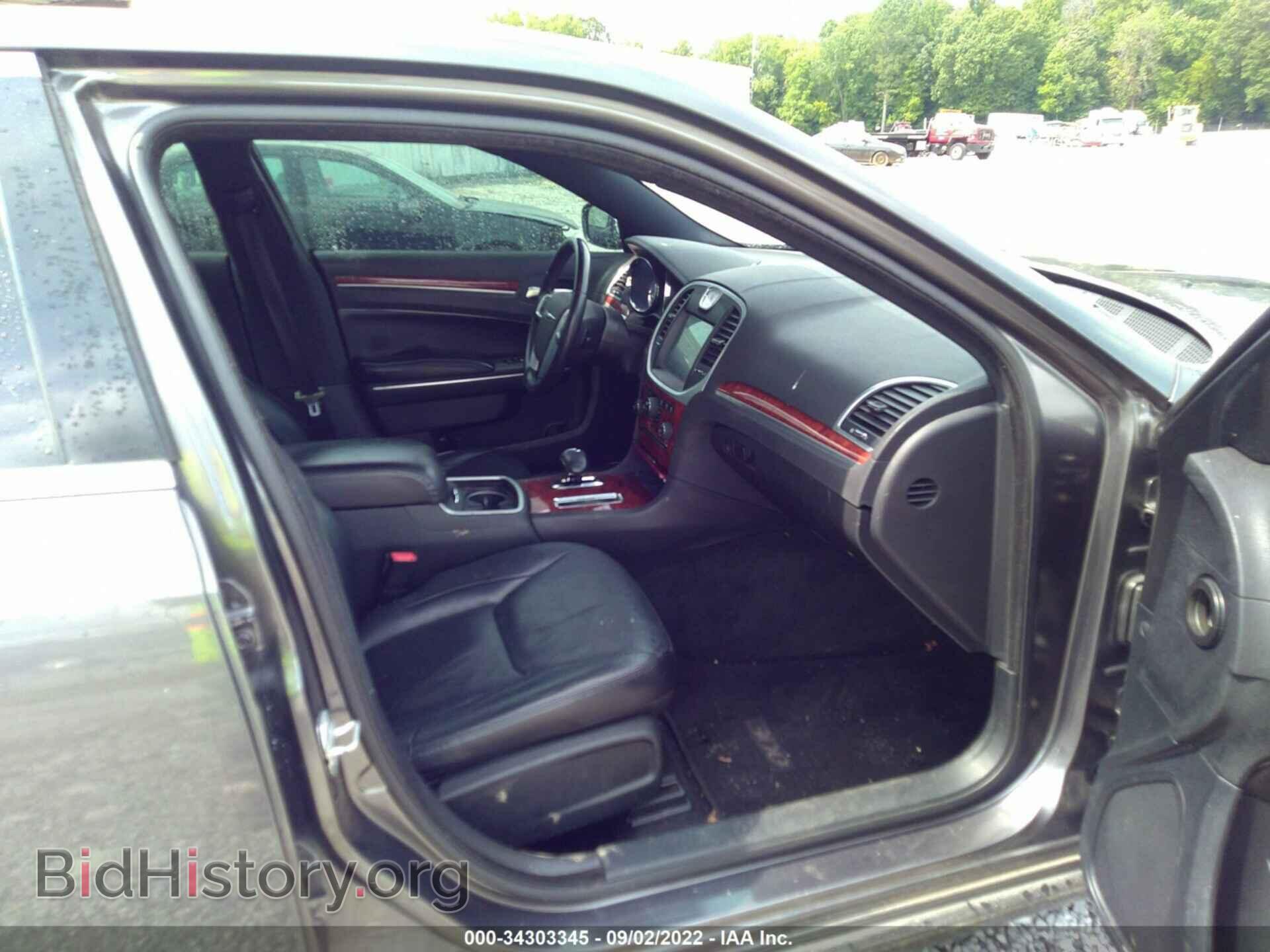 2013 CHRYSLER 300 - VIN: 2C3CCAAG3DH543189 - Фото 5