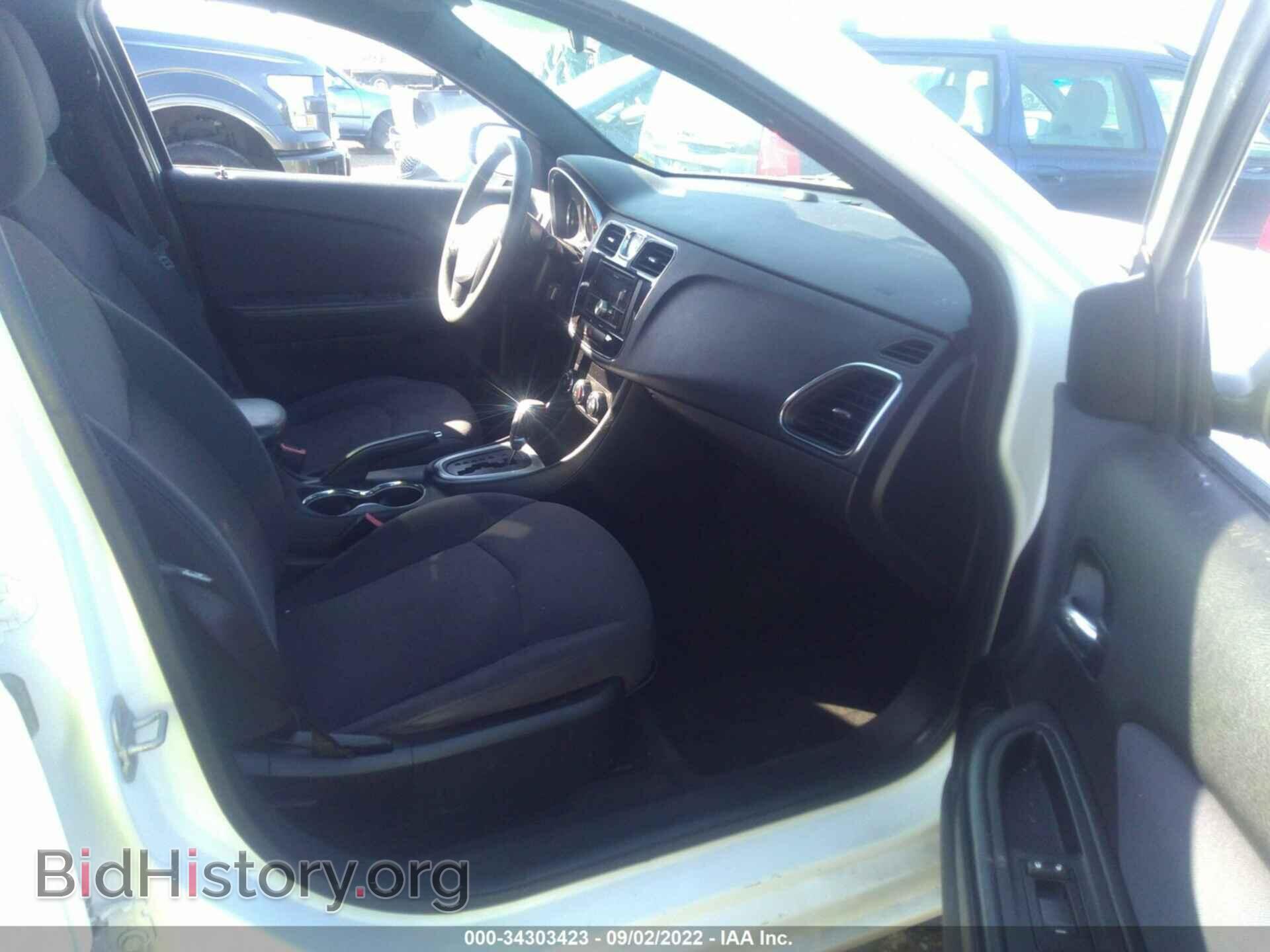 2012 CHRYSLER 200 - VIN: 1C3CCBAB5CN271454 - Фото 5