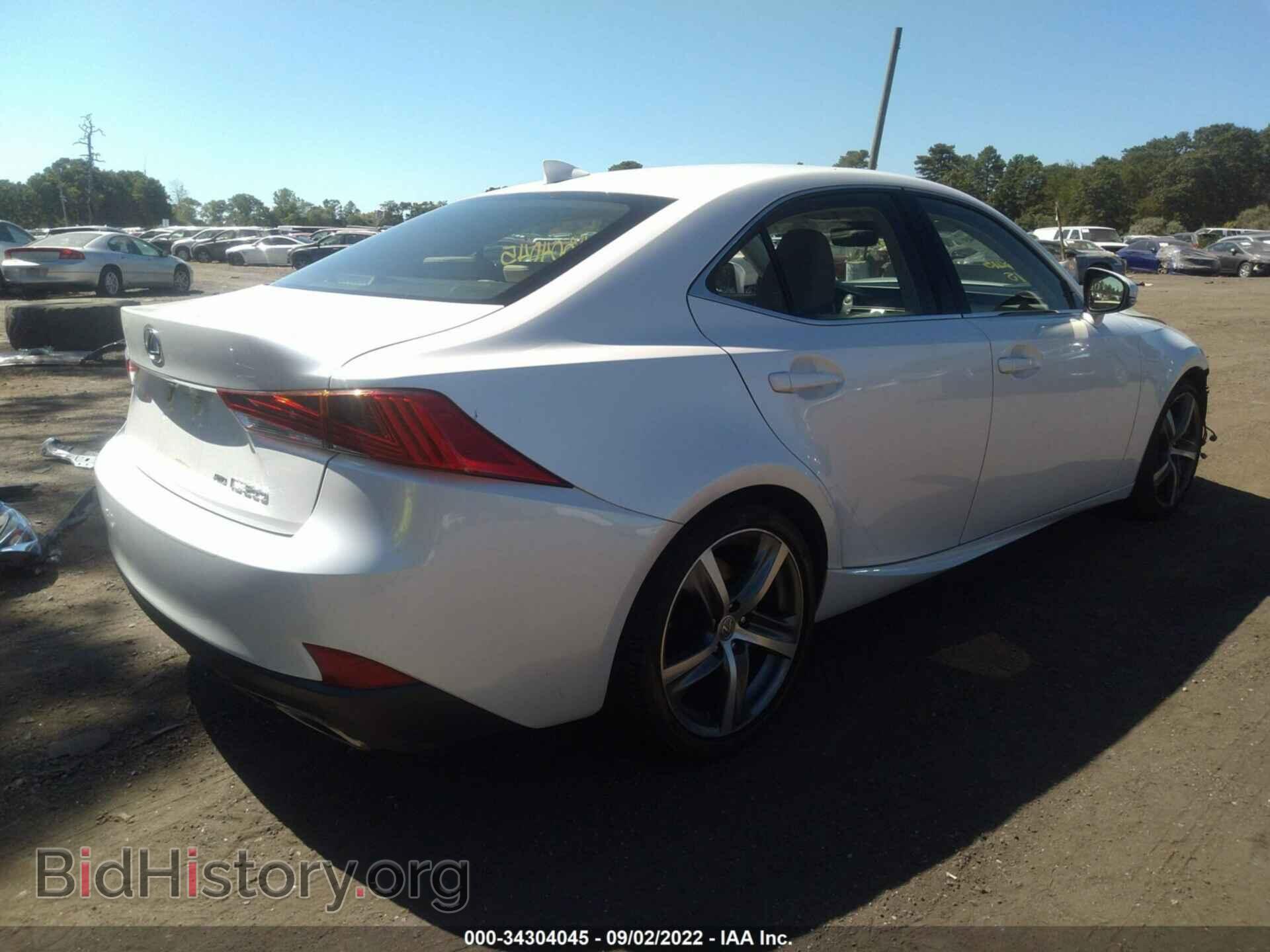 2018 LEXUS IS - VIN: JTHC81D23J5028062 - Фото 4